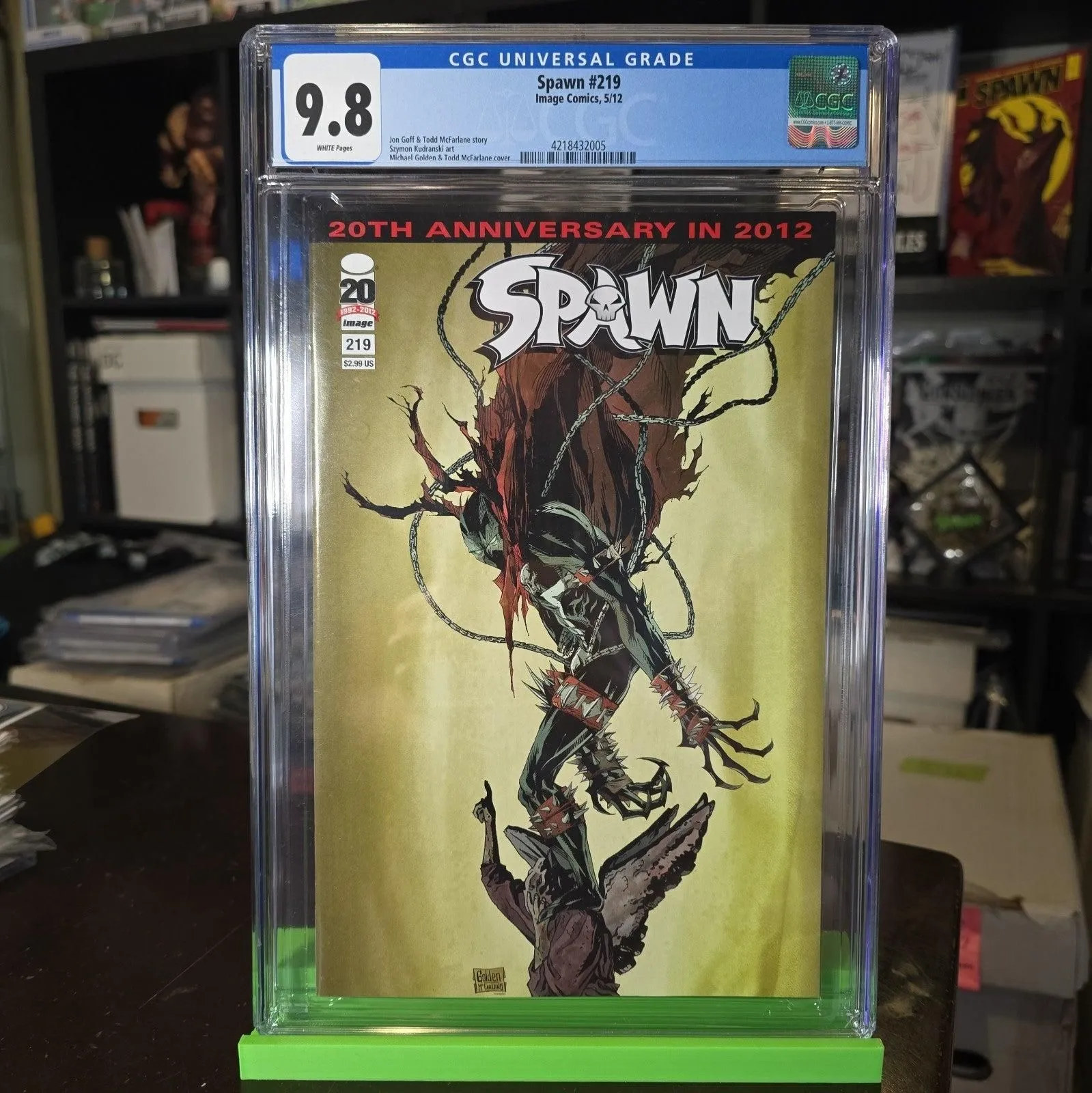 Spawn #219 (2012 CGC 9.8 First BATWINGS 1ST Printing