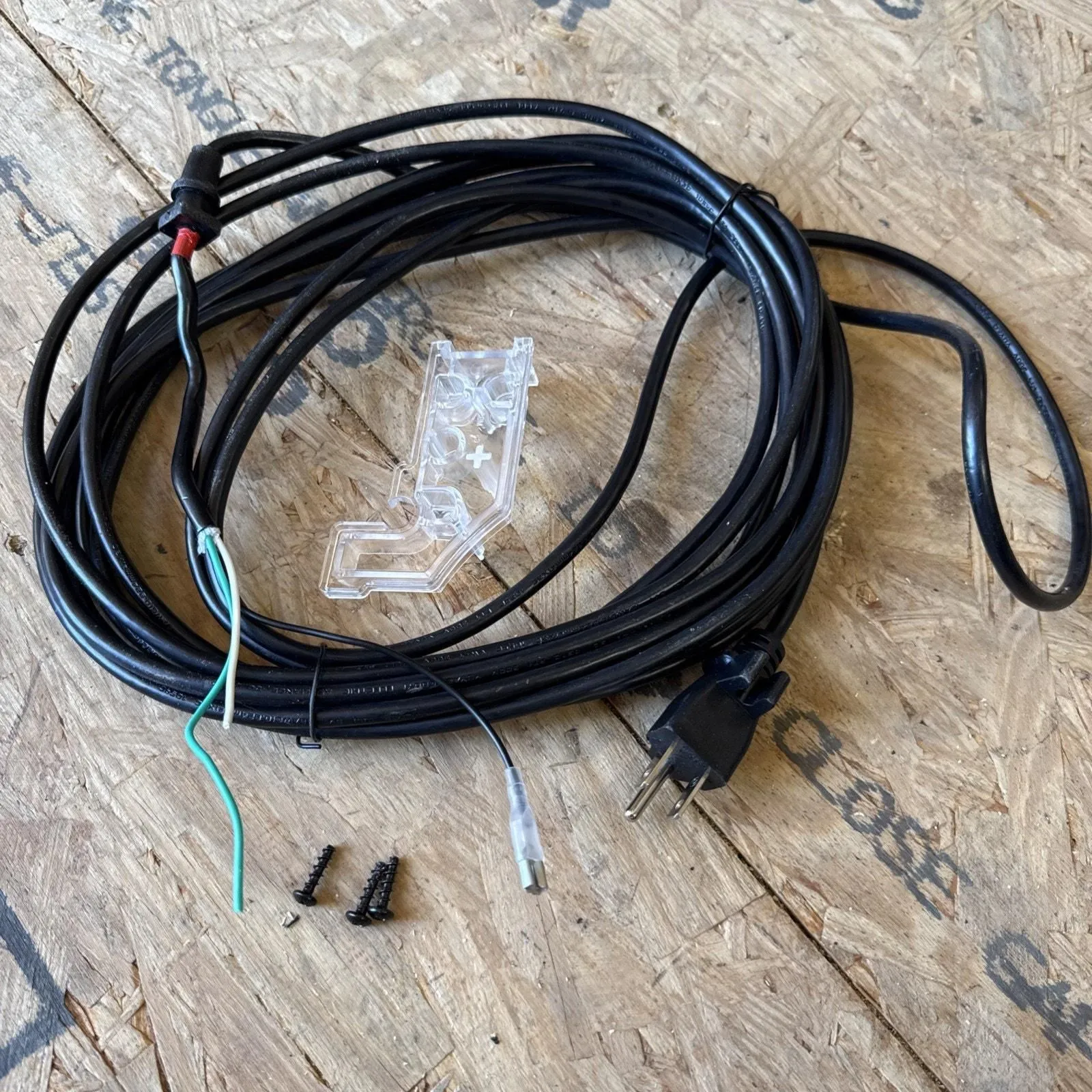 c1e02a12cc0bf843392aebec167b2e801f89a538 Picture 0
