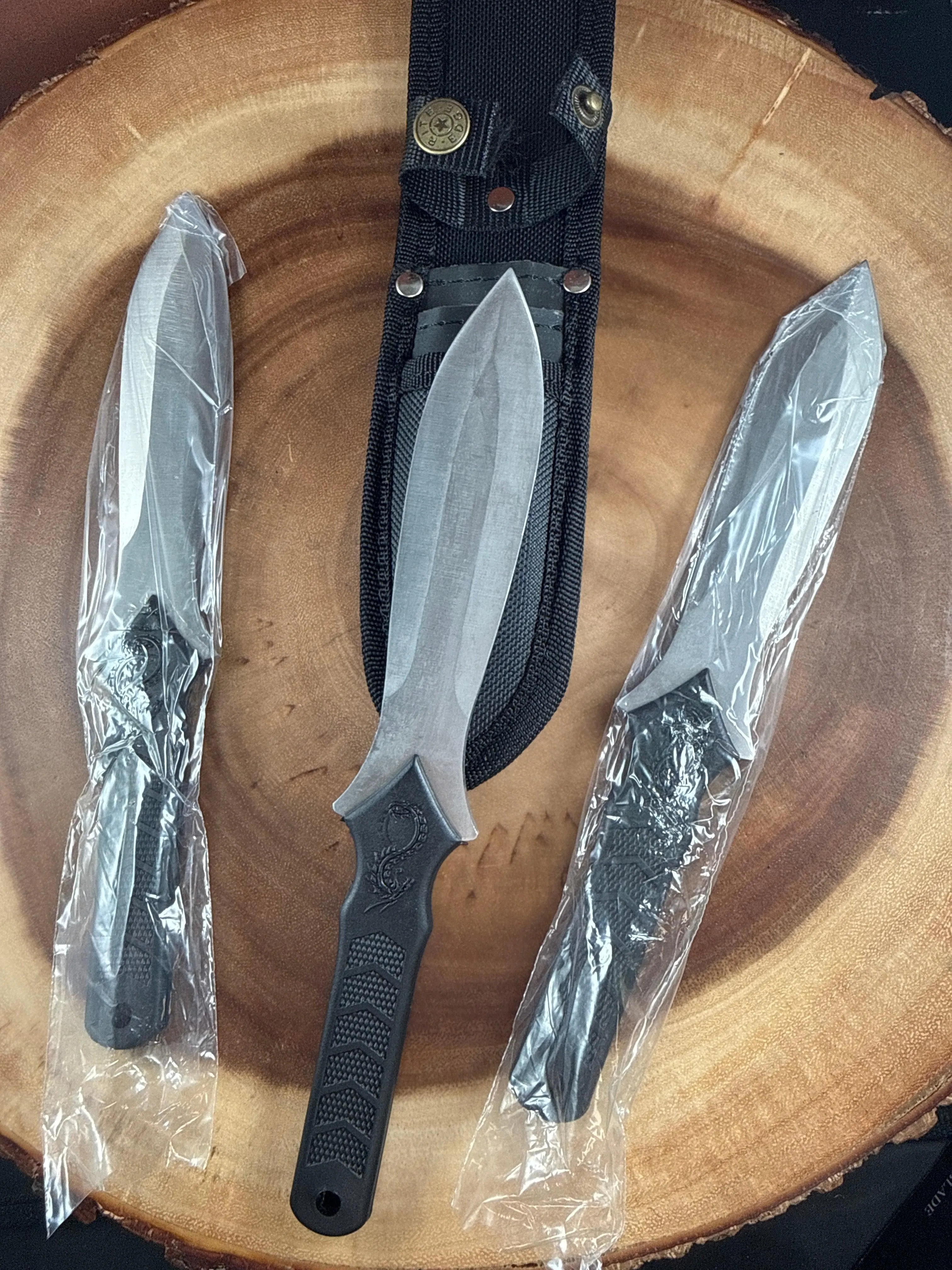Rite Edge Throwing Knives ( New with Box )