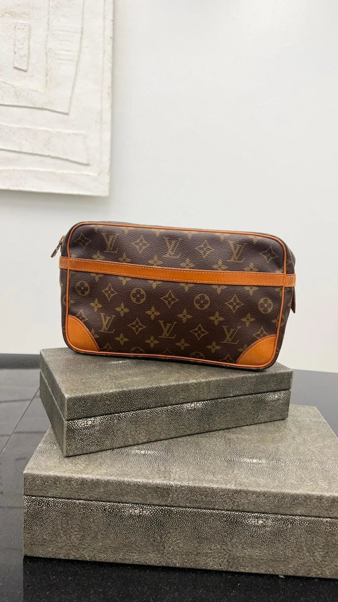 Louis Vuitton Monogram Compiegne 28 Clutch
