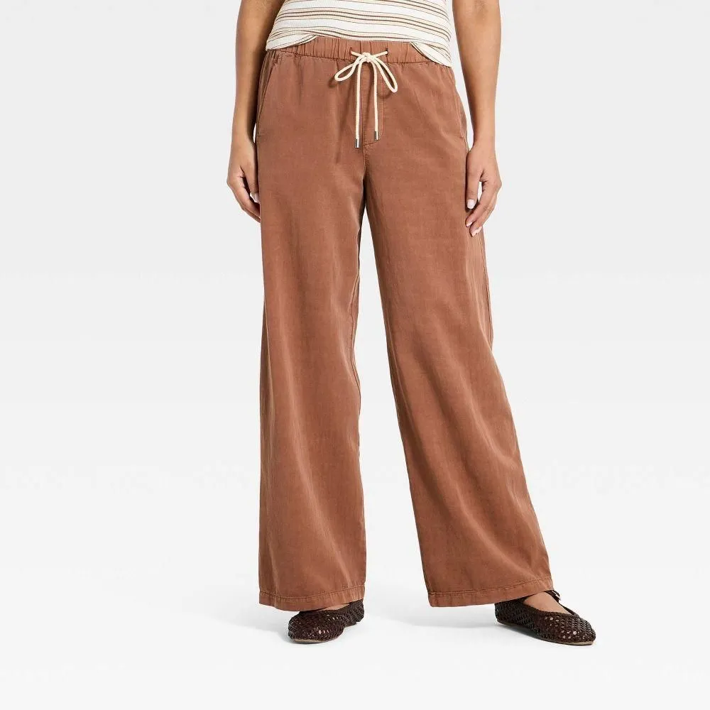 New without Tags - Women's High-Rise Pull-On Pants - Universal Thread Brown S