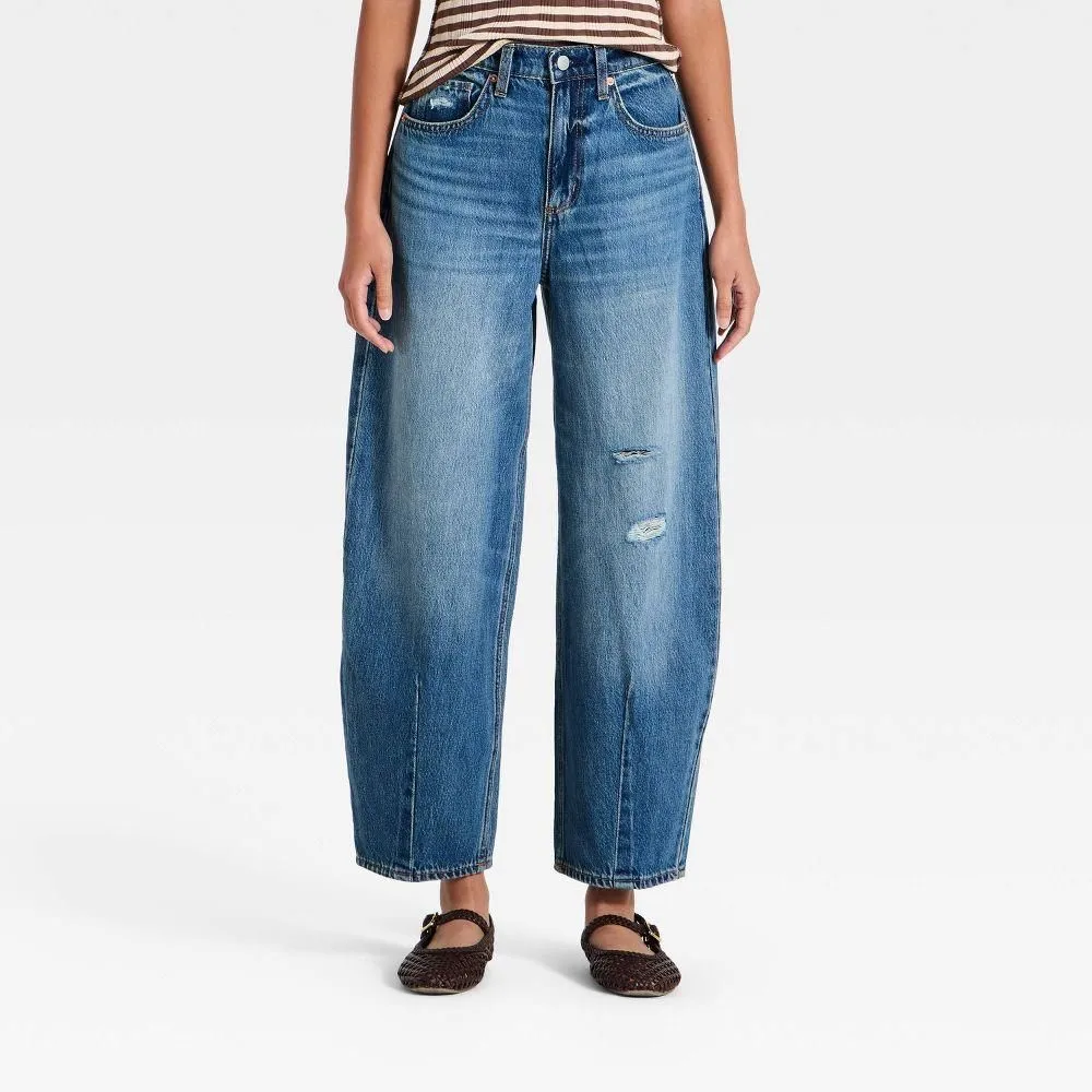 New without Tags - Women's High-Rise Easy Barrel Jeans - Universal Thread Medium Wash 6