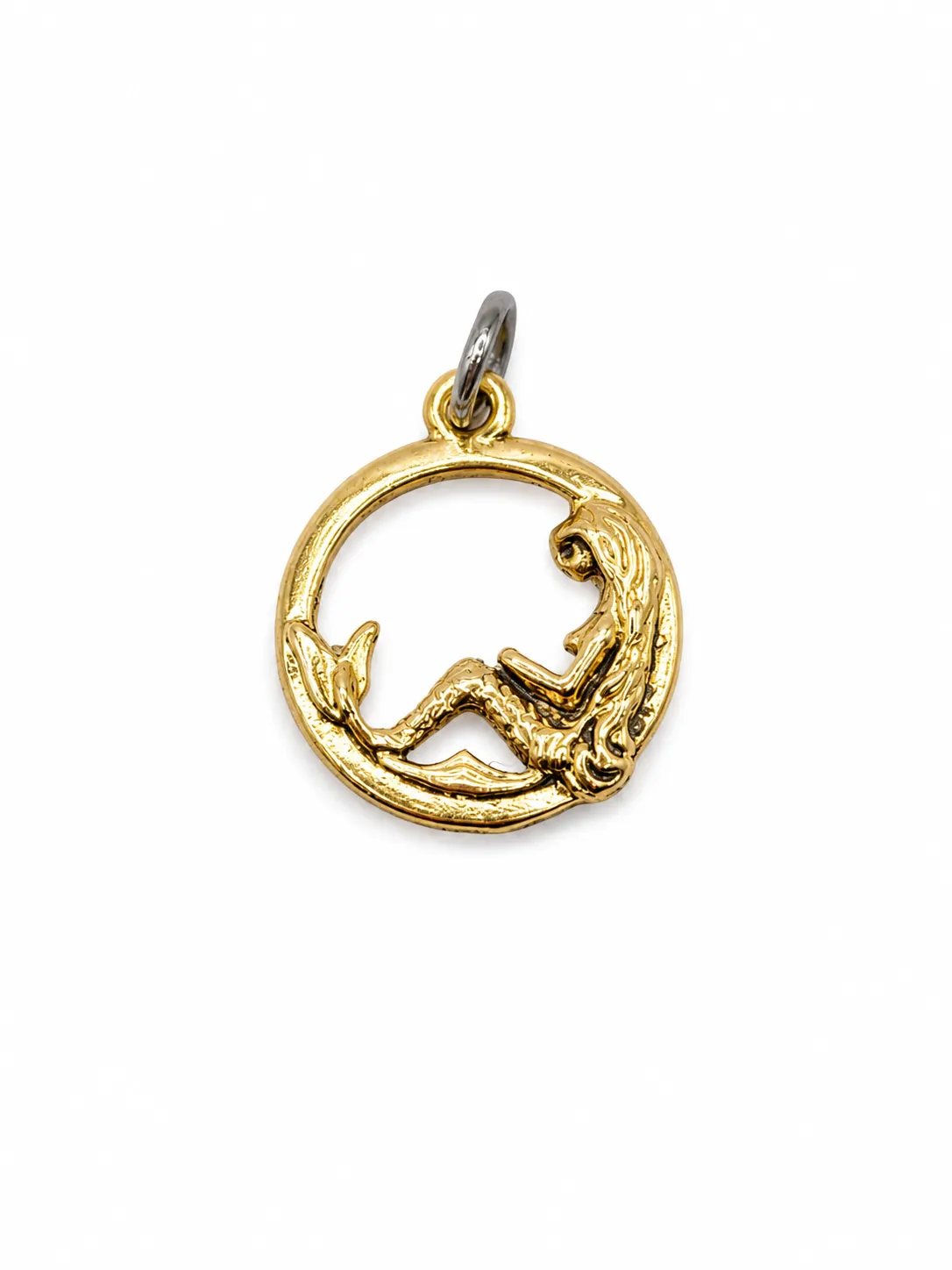 The Siren Circle, Gold
