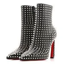 CHRISTIAN LOUBOUTIN - Rockstud Boots