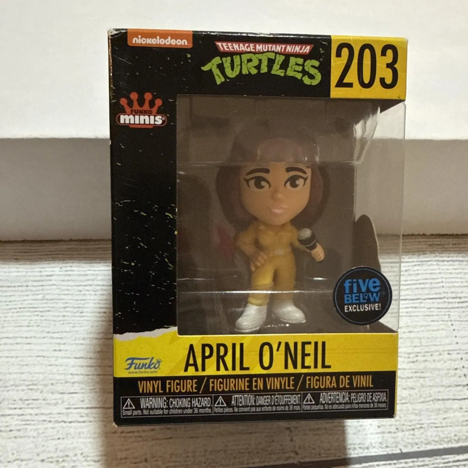 Funko Minis TNMT April O,Neil Vinyl Figure #203 Nickelodeon NIB