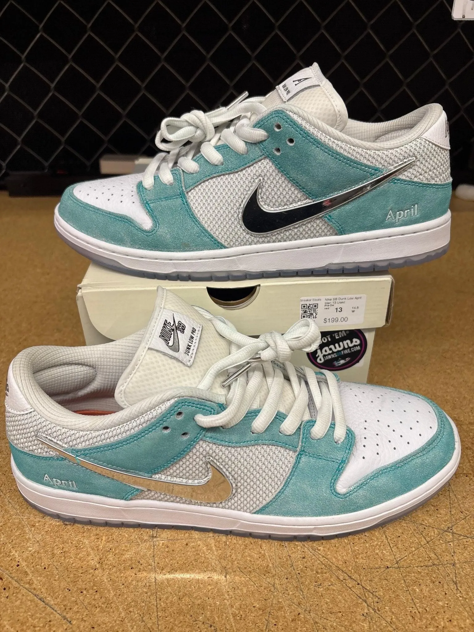 1307682 Nike SB Dunk Low April Men 13 Used