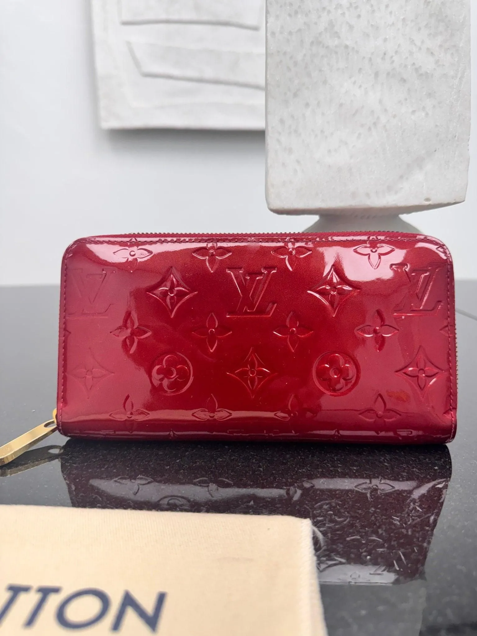 Louis Vuitton Red Vernis Monogram Zippy Wallet