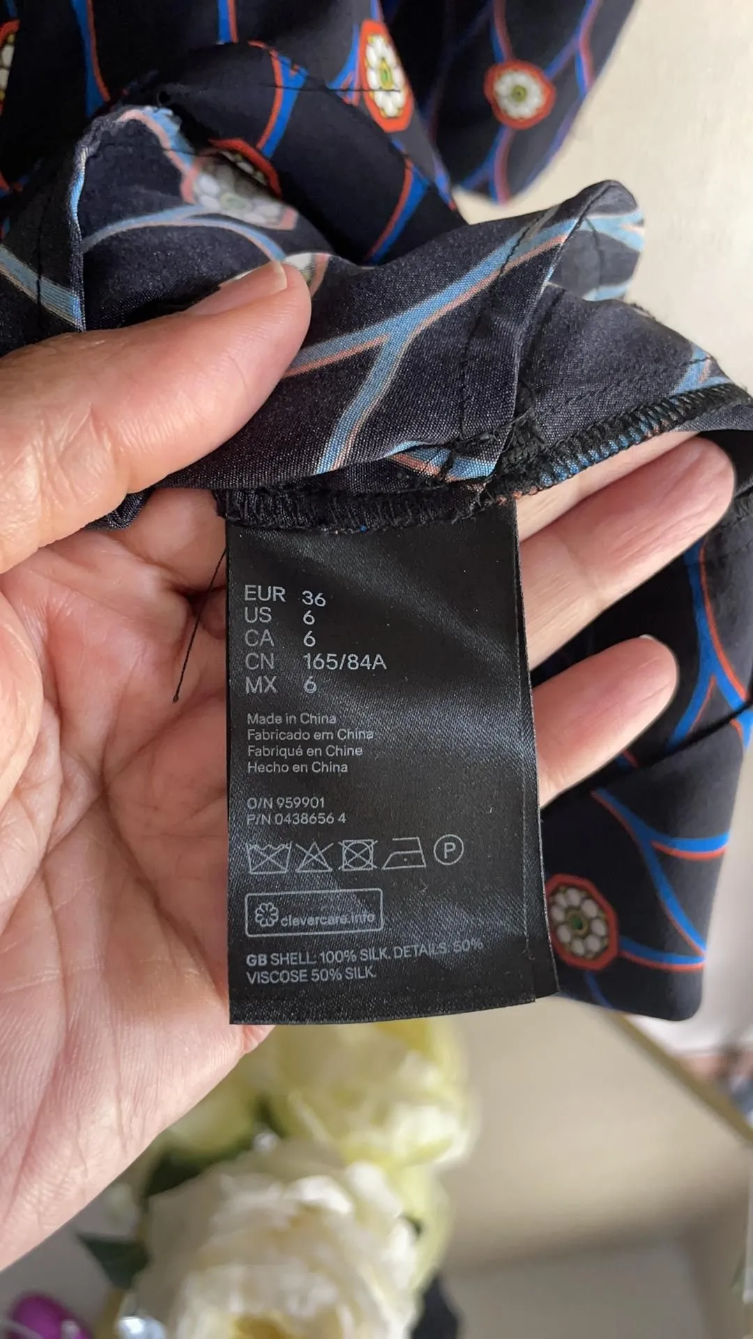 Listing Image Blurred Background