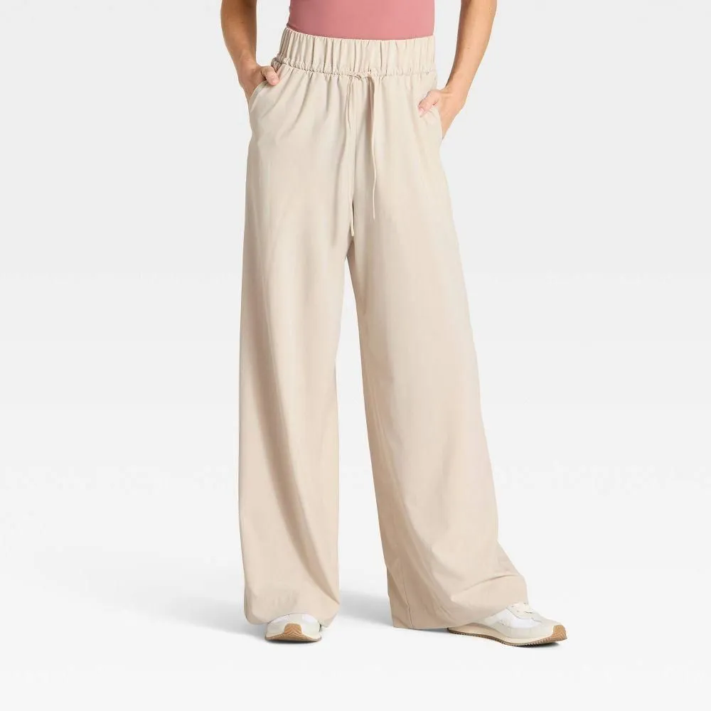 New without Tags - Size: Medium - Women's Active Light High-Rise Wide Leg Pants - All In Motion Beige