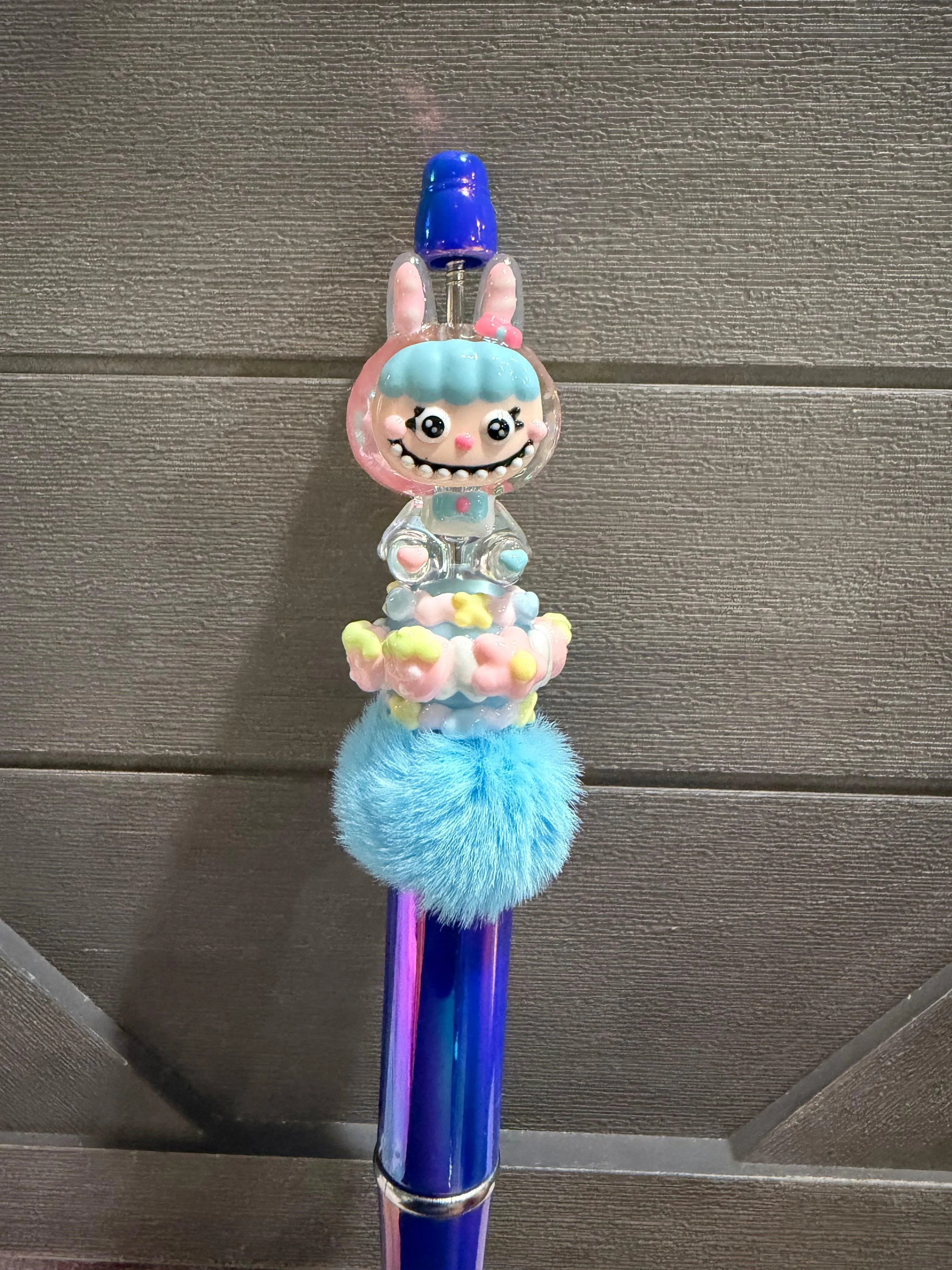Toothy Pen