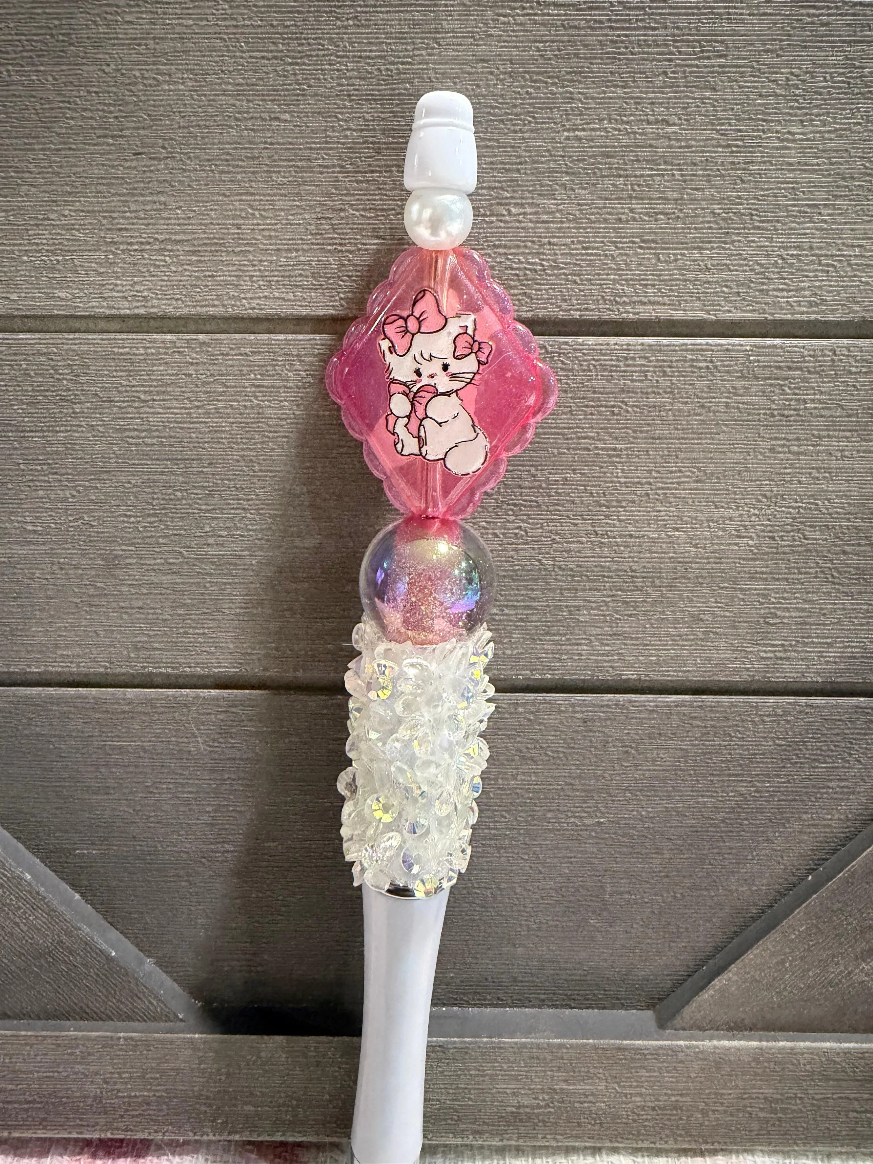 Kitty-in-Pink Pen