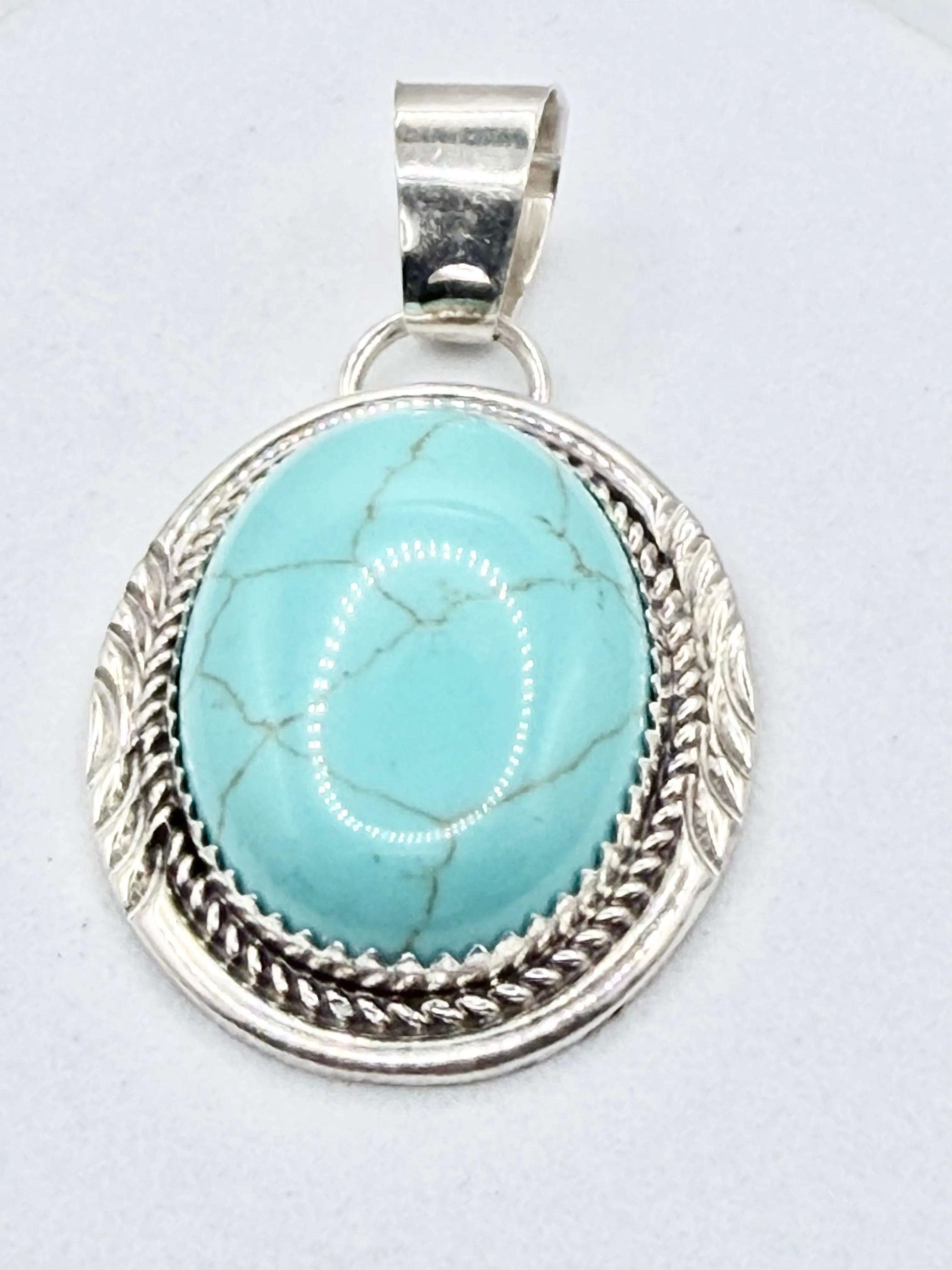 BYRON BEGAY NATIVE HANDMADE BLUE HOWLITE OVAL PENDANT (PN 20)