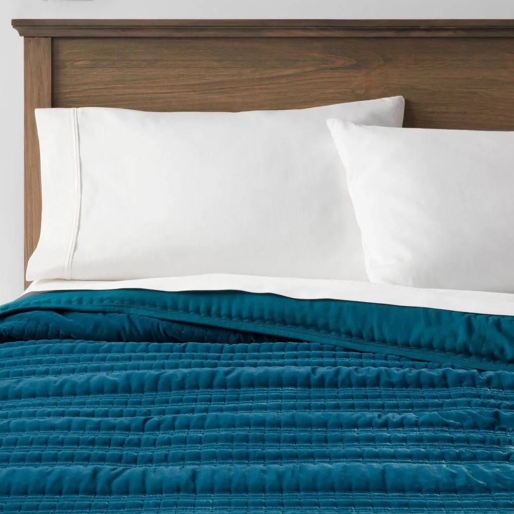 New without box - Full/Queen Lofty Velvet Quilt Dark Teal Blue - Threshold: Machine