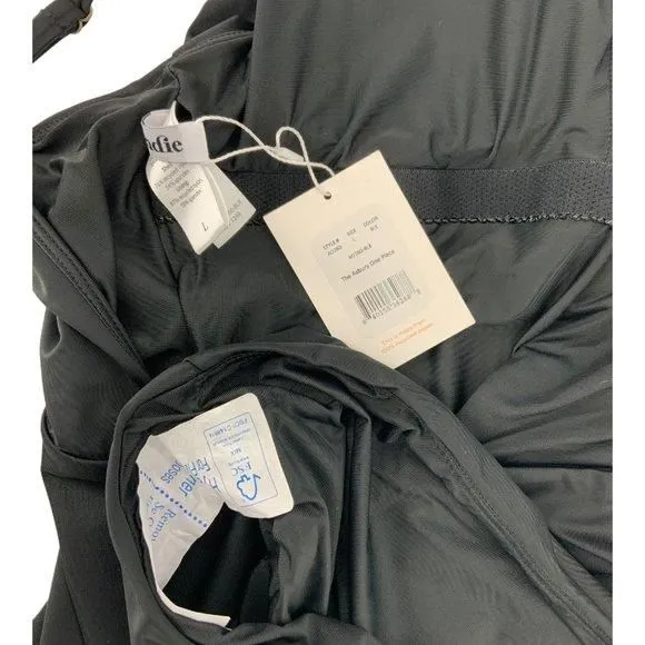 Listing Image Blurred Background