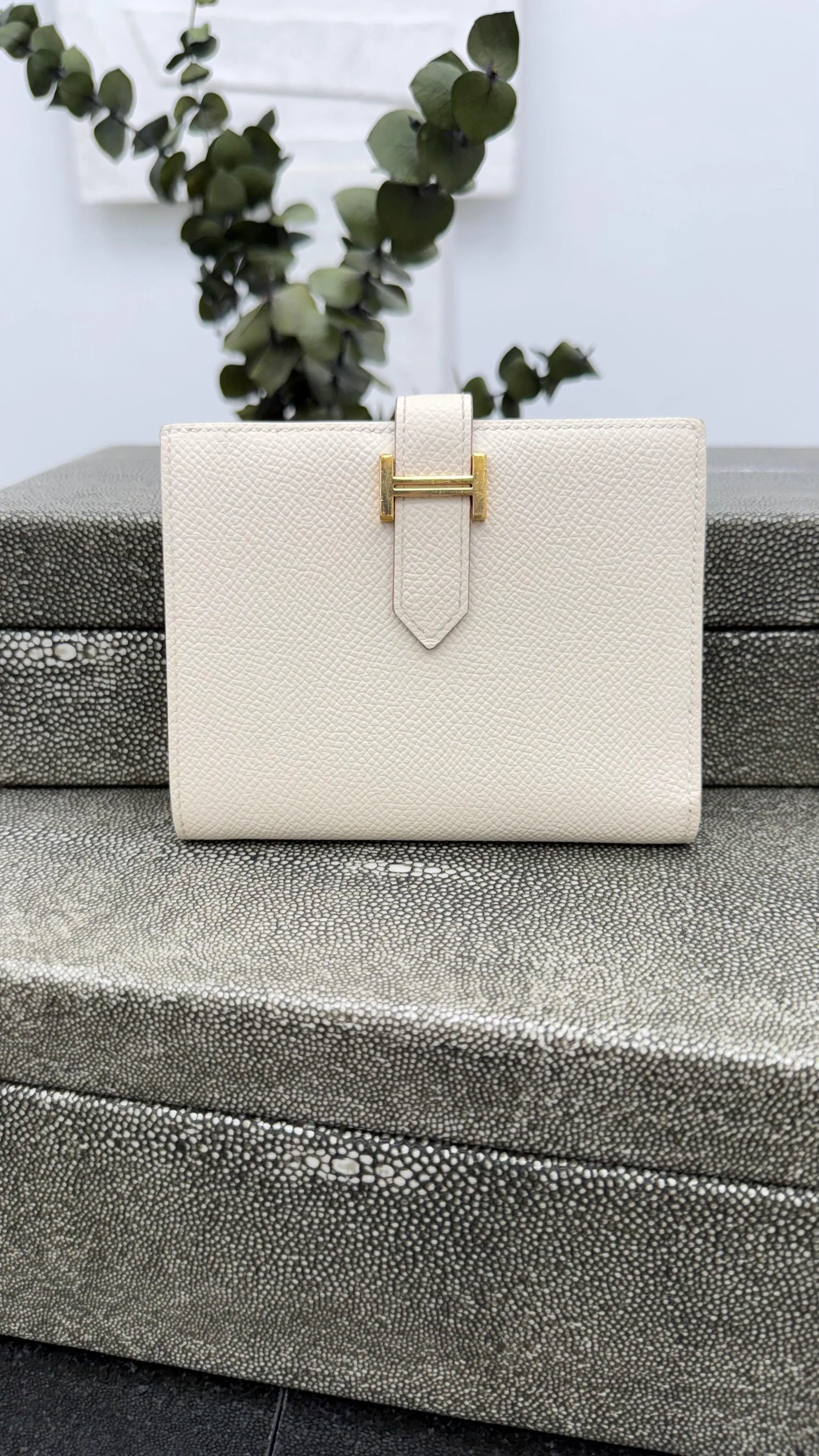 Hermes Craie Epsom Leather Compact Bearn Wallet