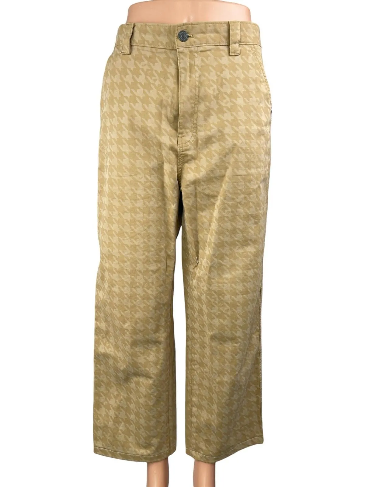 ISnM0QgO5eUnbKH3Lxpc Picture 0