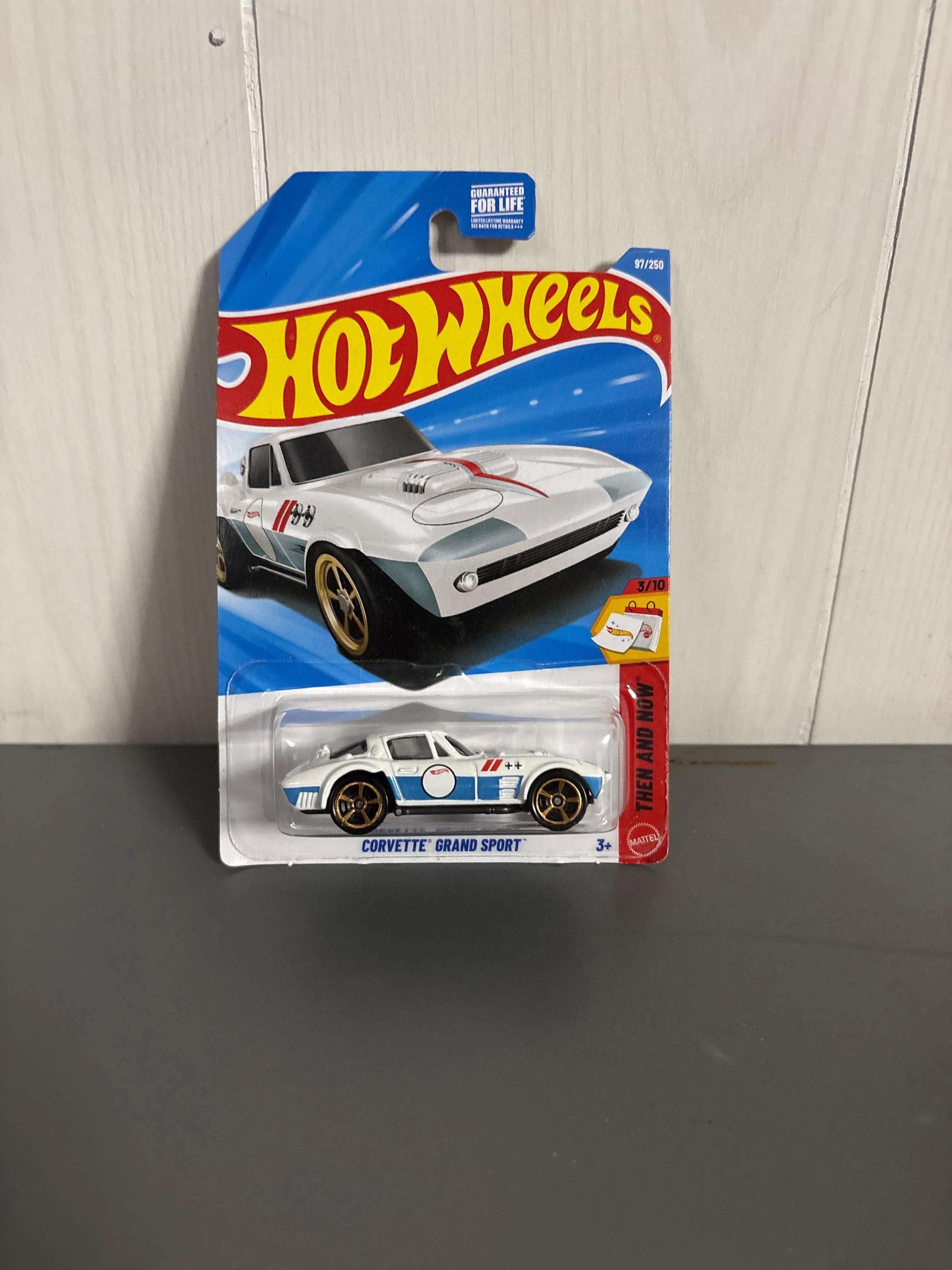 Hot Wheels Corvette Grand Sport Diecast