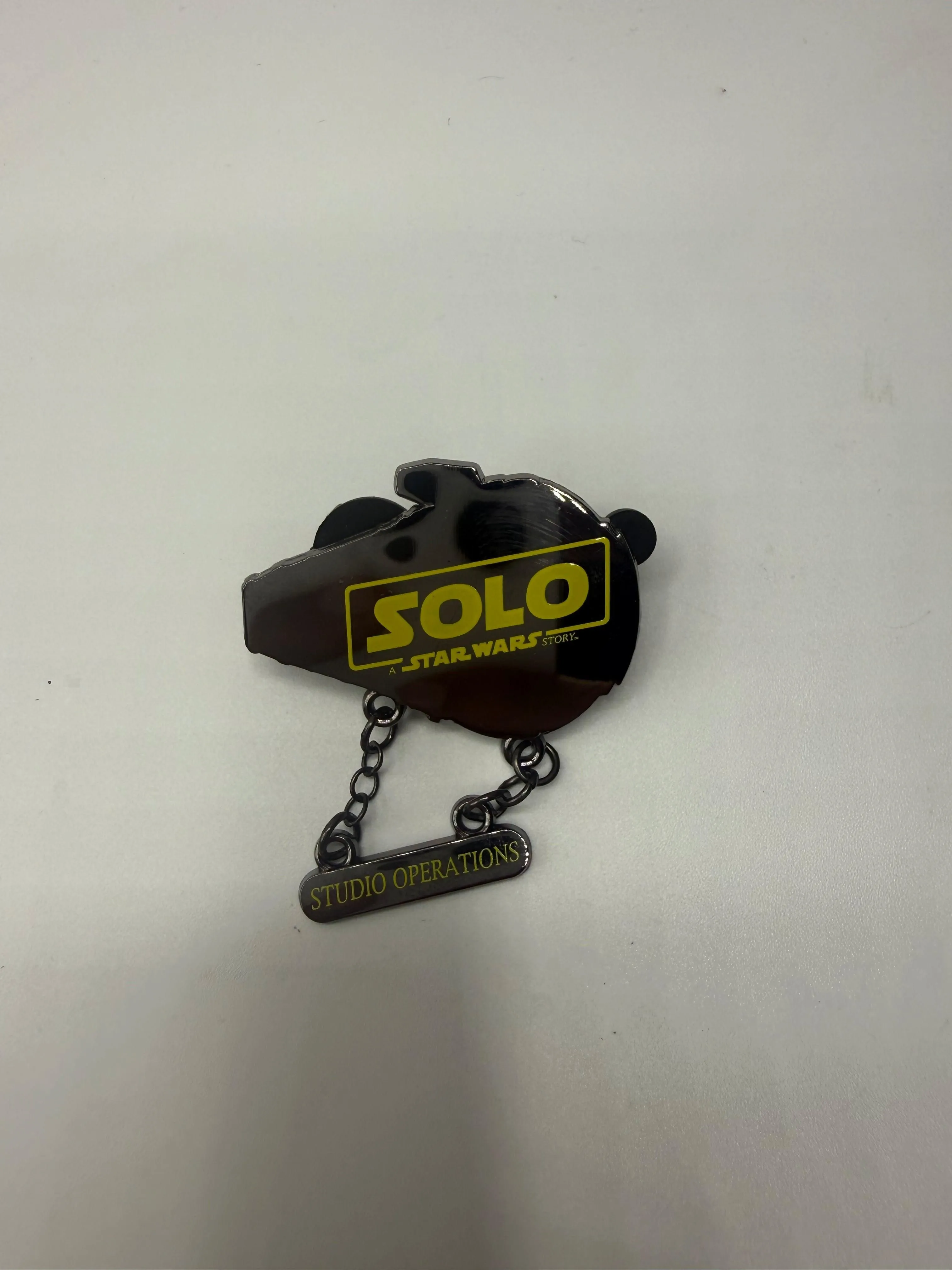 Starwars Solo Studio Operations Disney Pin