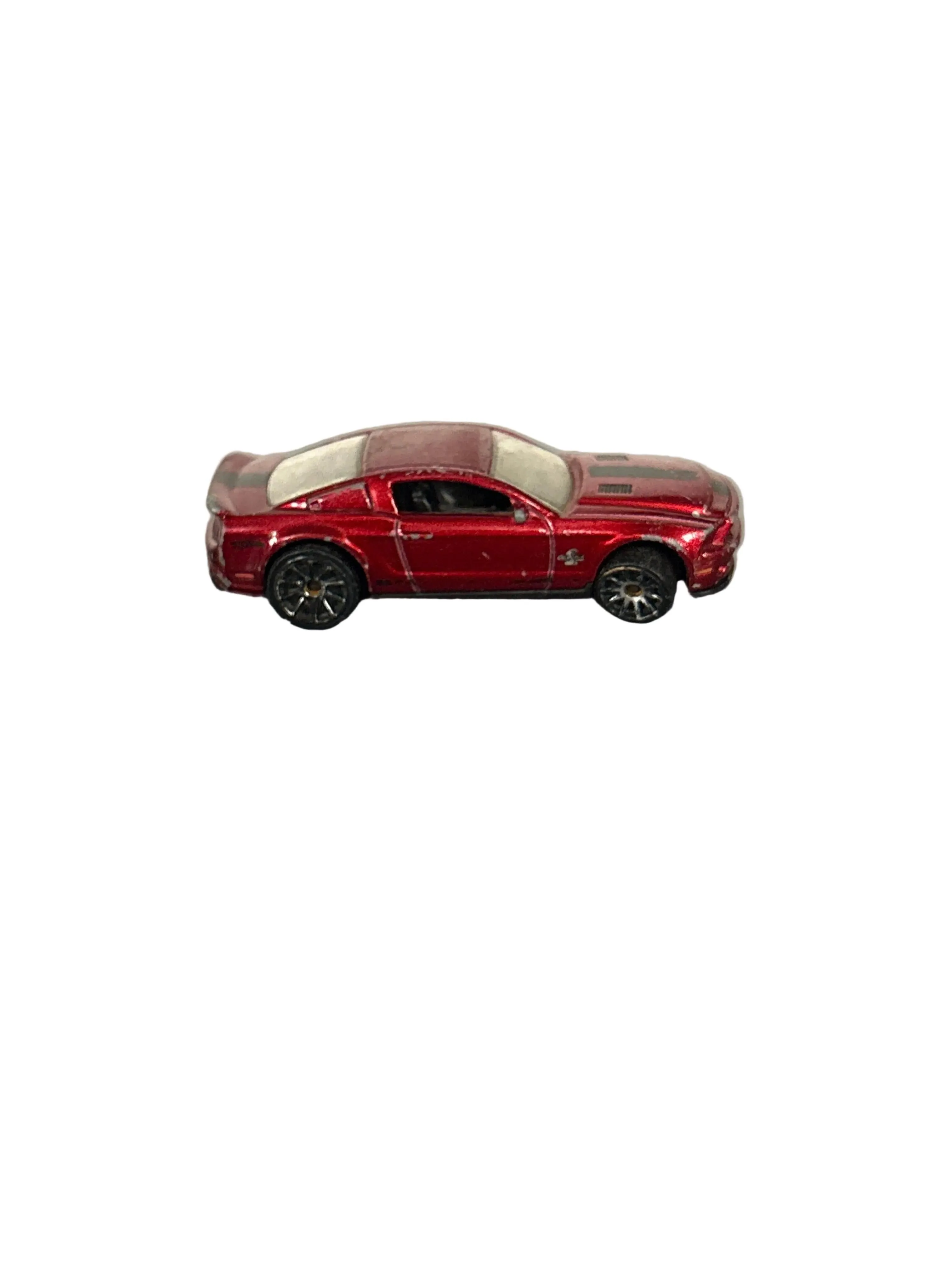 Hot Wheels 10 Ford Shelby GT500 Super Snake Diecast