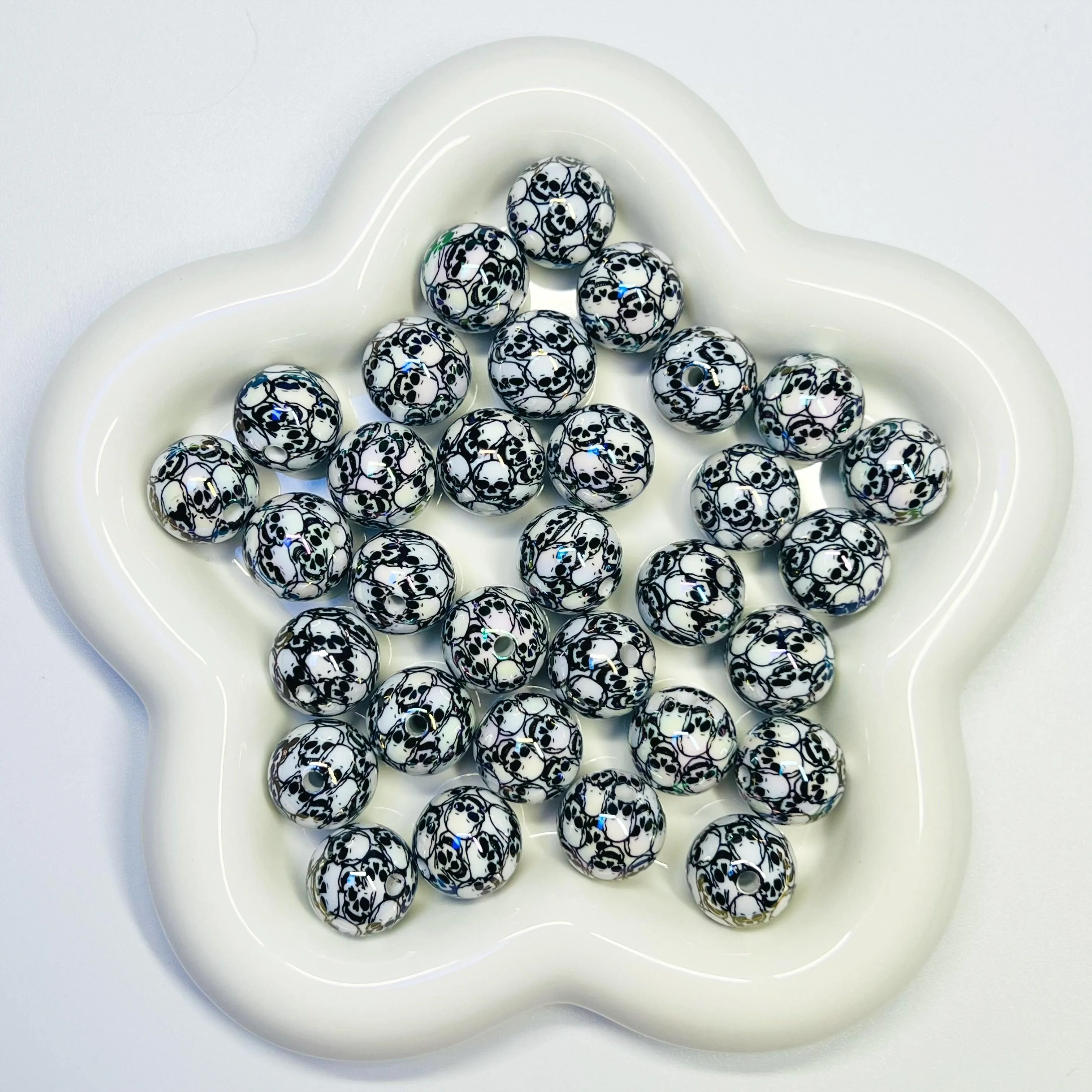 A4 - 16mm 360 Printed Skulls - 15pcs