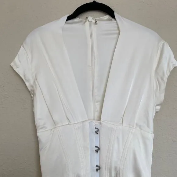 HOUSE OF CB 'Tianna' Ivory white Ruffle Corset Dress NWOT size M  Whatnot:  Shop, Sell, Connect