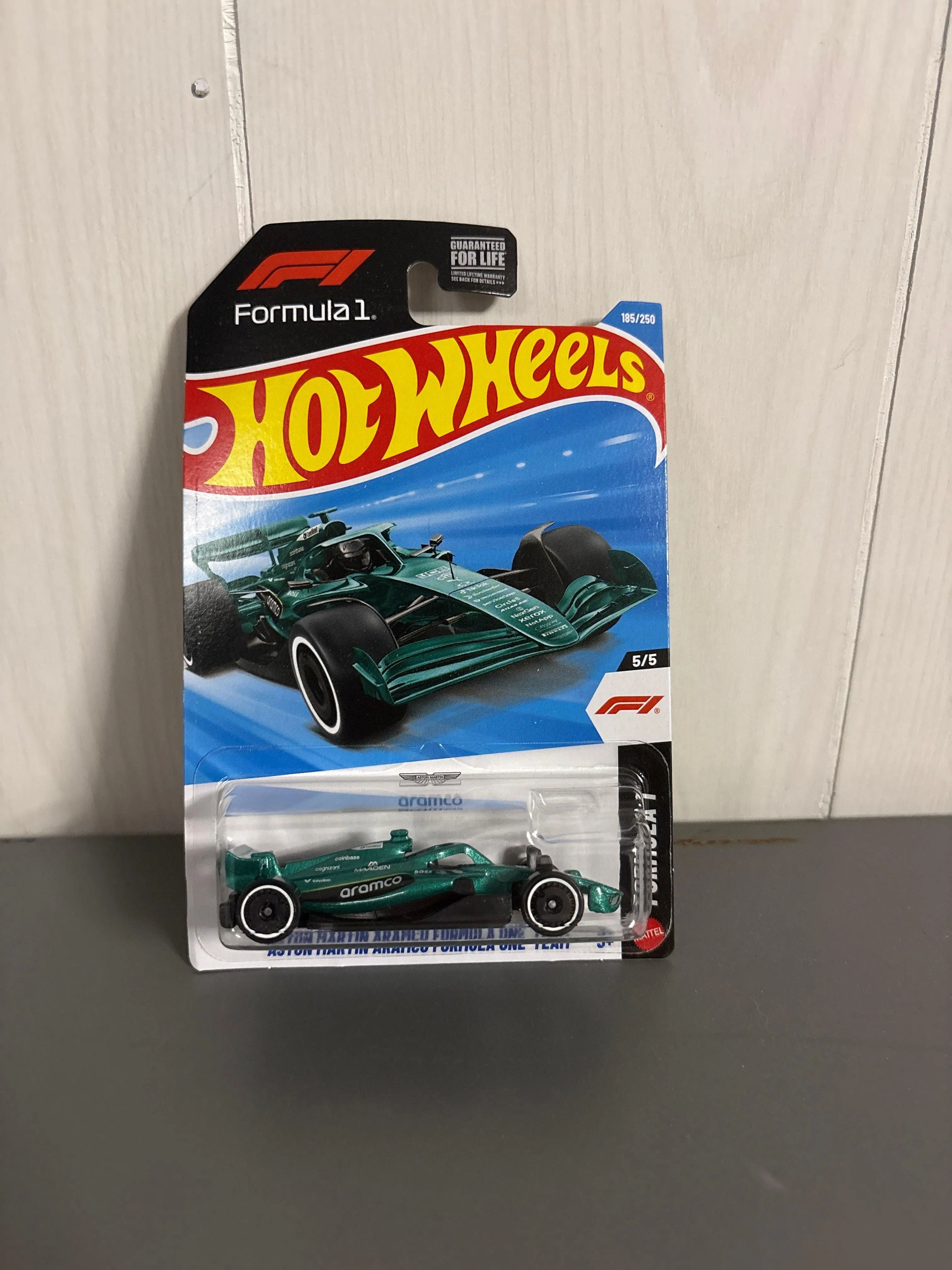 Hot Wheels Aston Martin Aramco Formula One Team Diecast