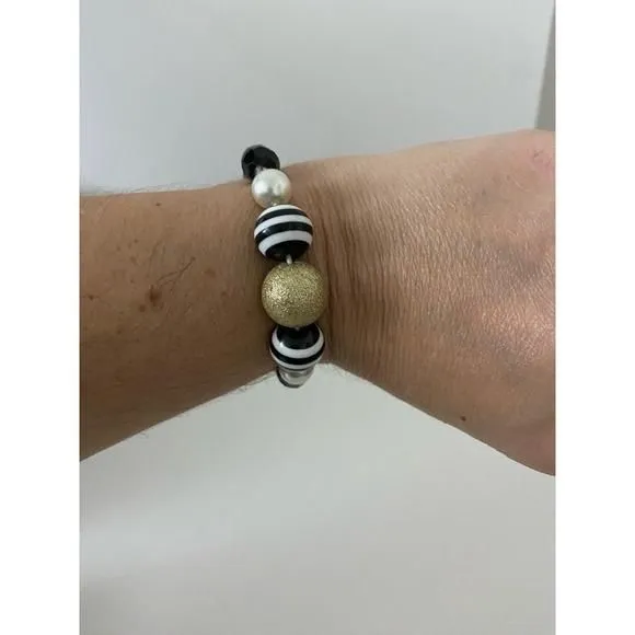Product image for Handmade shimmery gold black and white bead bracelet