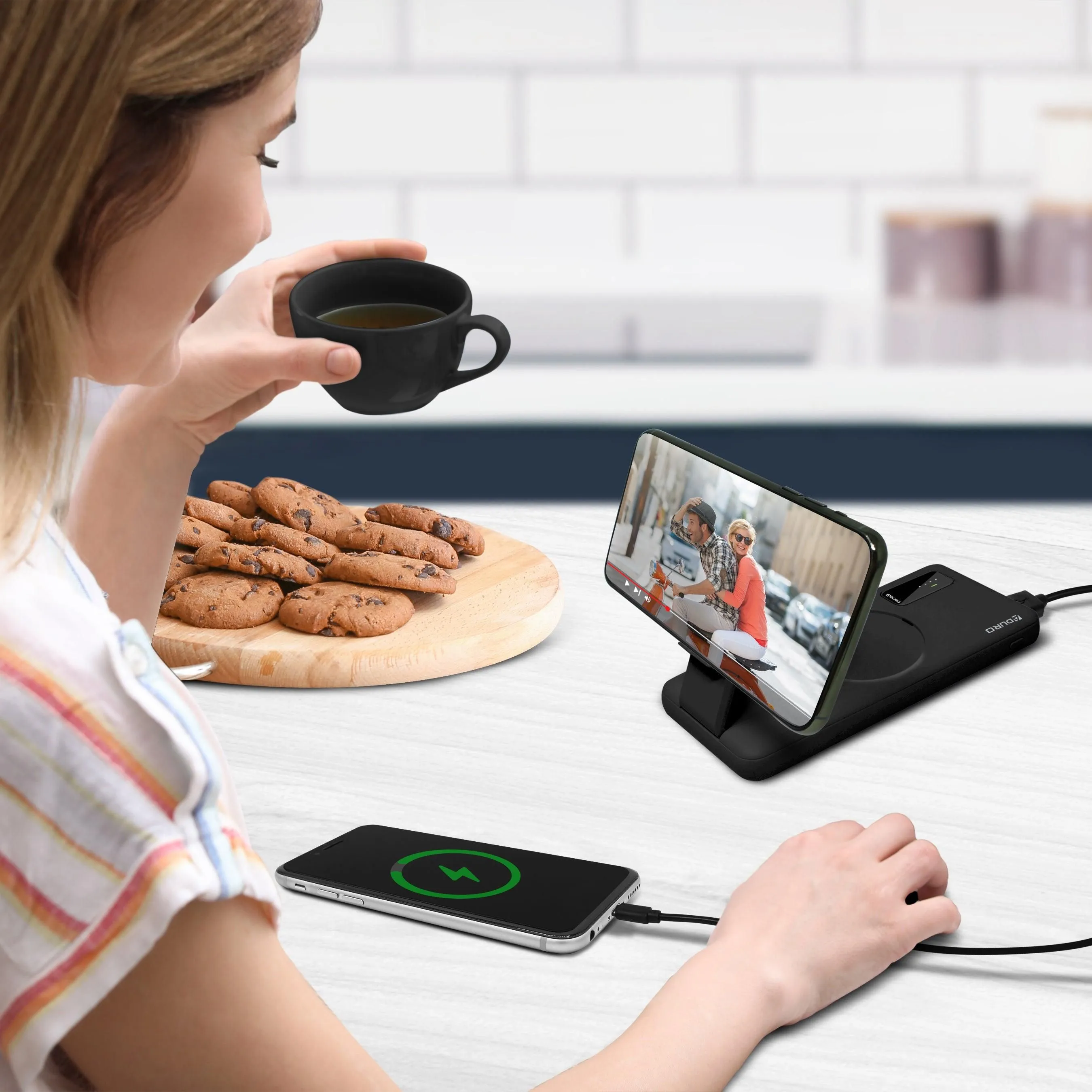 020- PowerMag View Wireless Charging 10,000mAh Backup Battery Black