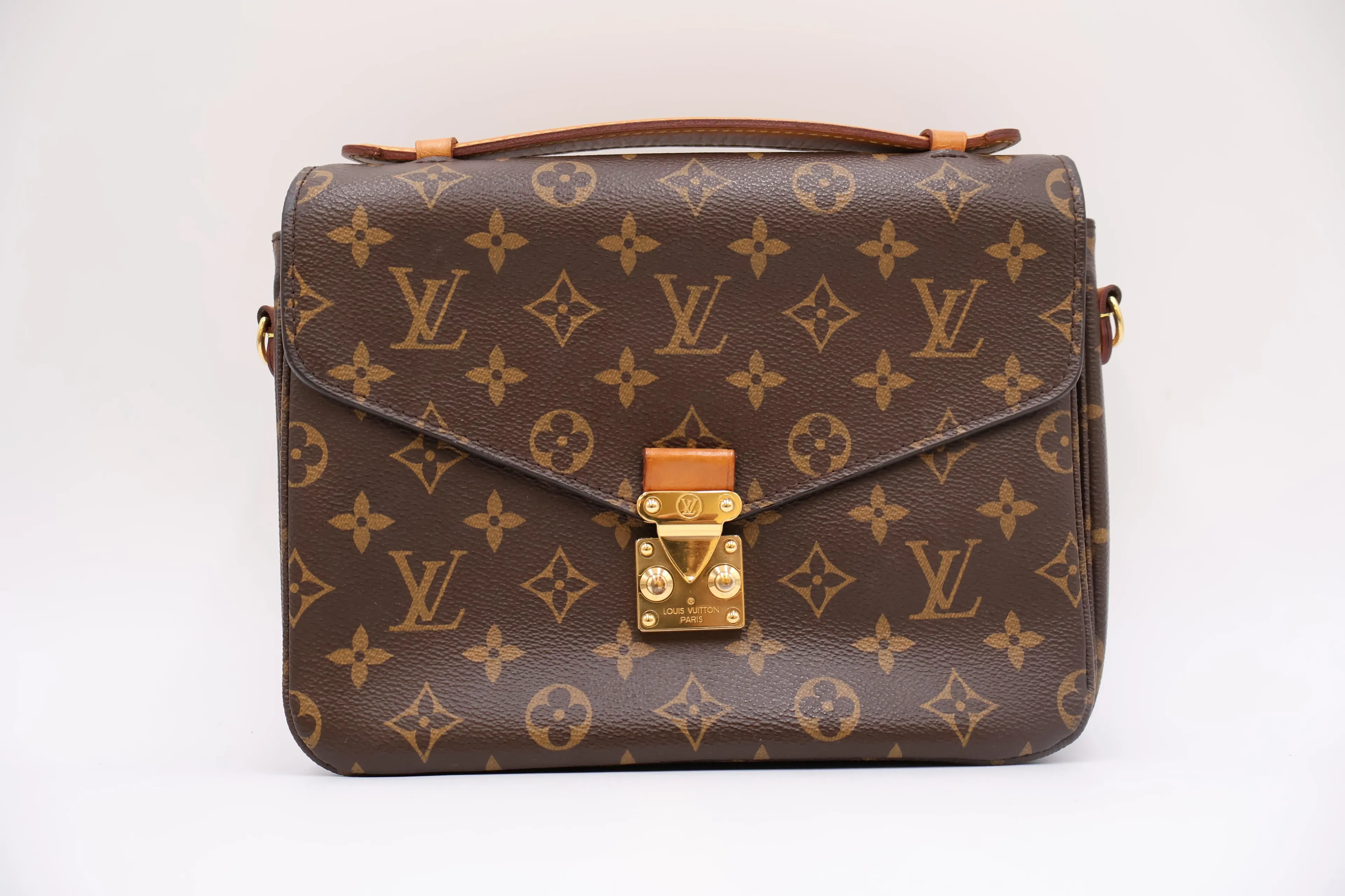 Louis Vuitton Monogram Canvas Monceau Handbag (09126)