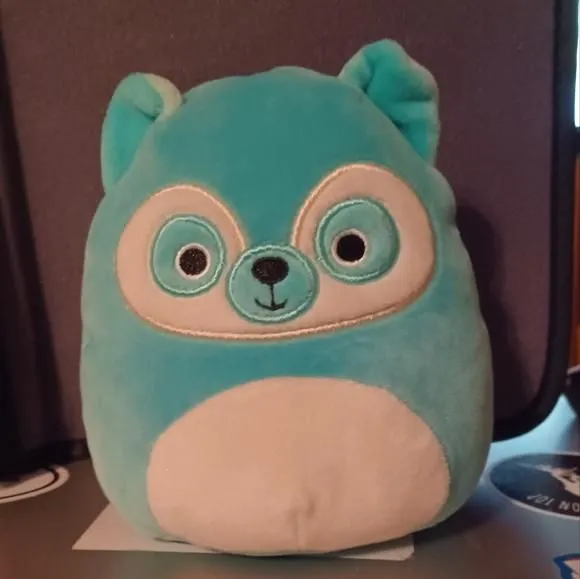Product image for Squishmallows small 5" collectible plush, Lance the Teal Lemur