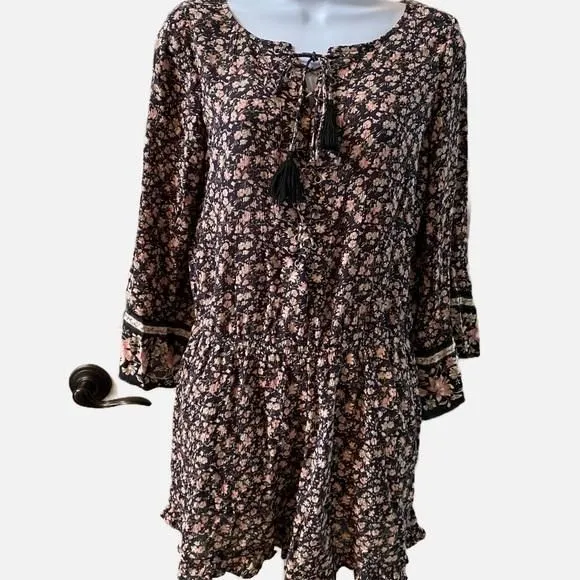 American Eagle Outfitters Black/Pink Floral Shorts Jumpsuit size
