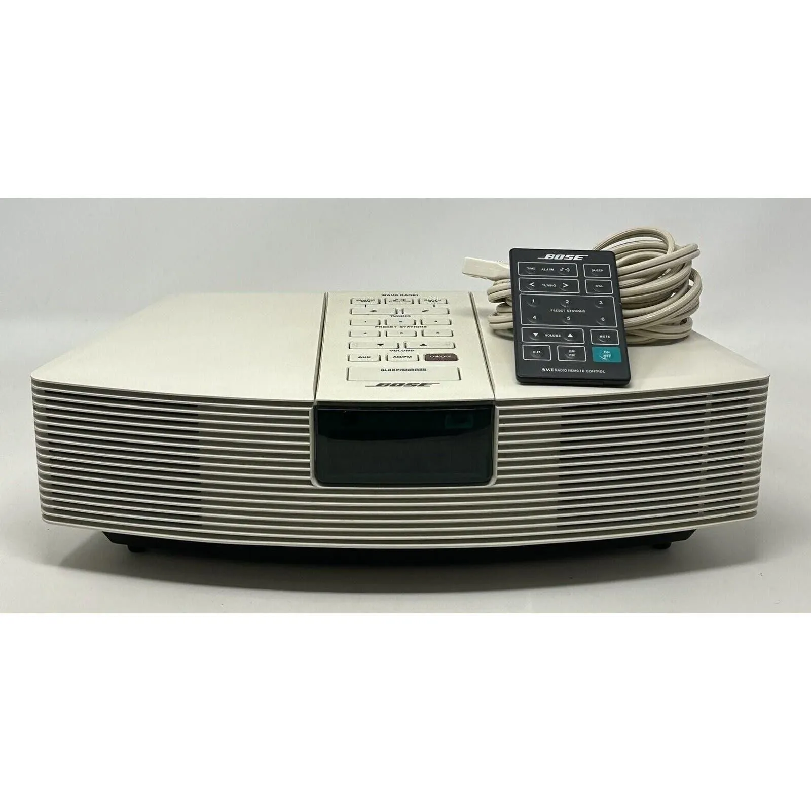 Bose Wave Radio Music System AWR1-1W Alarm Clock AM/FM White With 