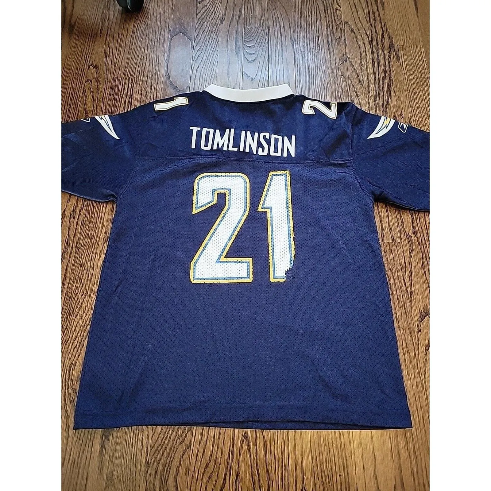 Product image for San Diego Chargers LaDainian Tomlinson Youth Jersey Large 14-16 NFL Football Boy