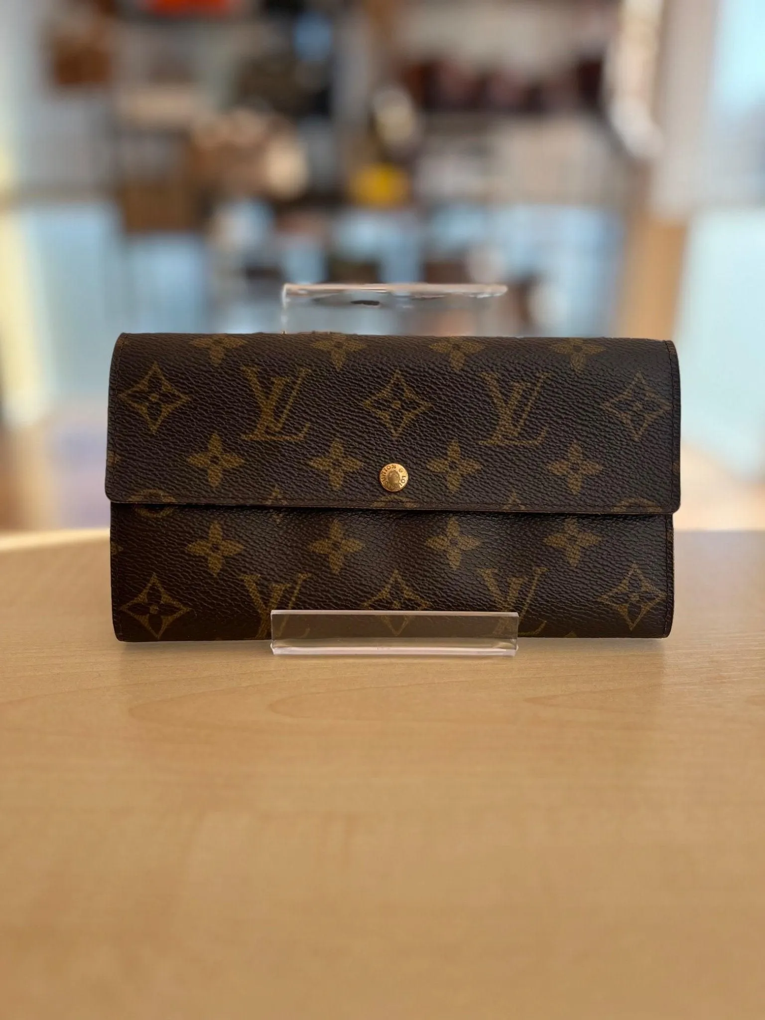 Louis Vuitton Portefeuille Sarah Monogram