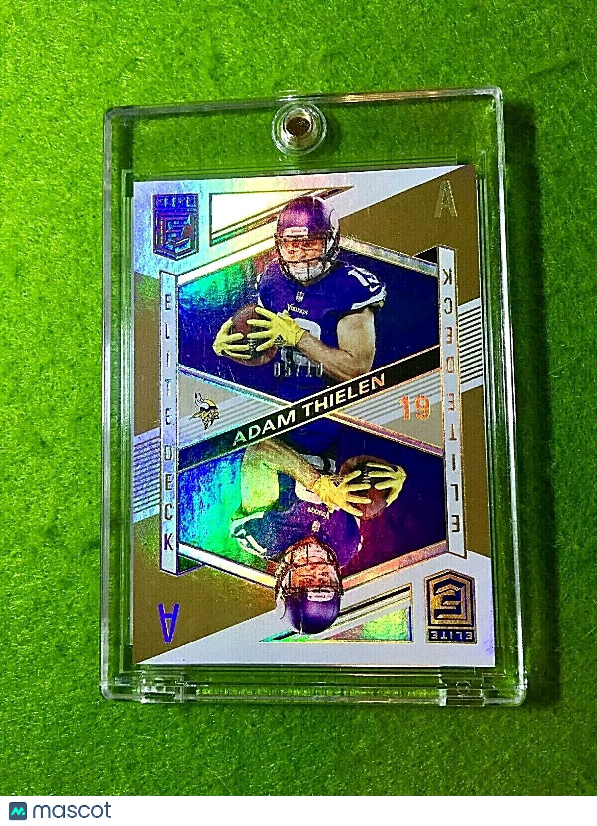 Product image for ADAM THIELEN GOLD PRIZM CARD JERSEY #14 VIKINGS # /10 SSP 2018 Panini ELITE DECK