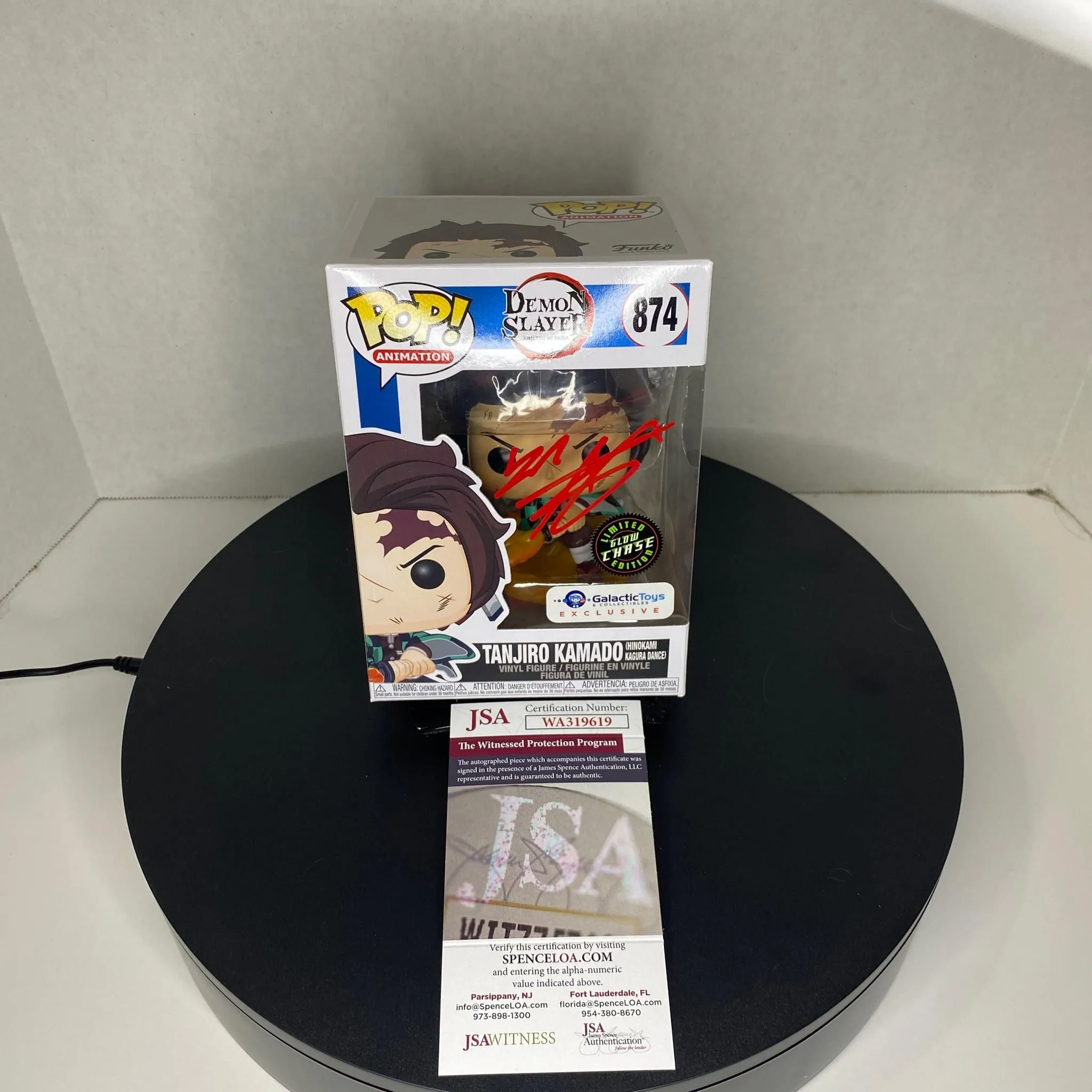 Product image for Tanjiro Kamado (Hinokami Kagura Dance) (Chase) (Glows in the Dark)