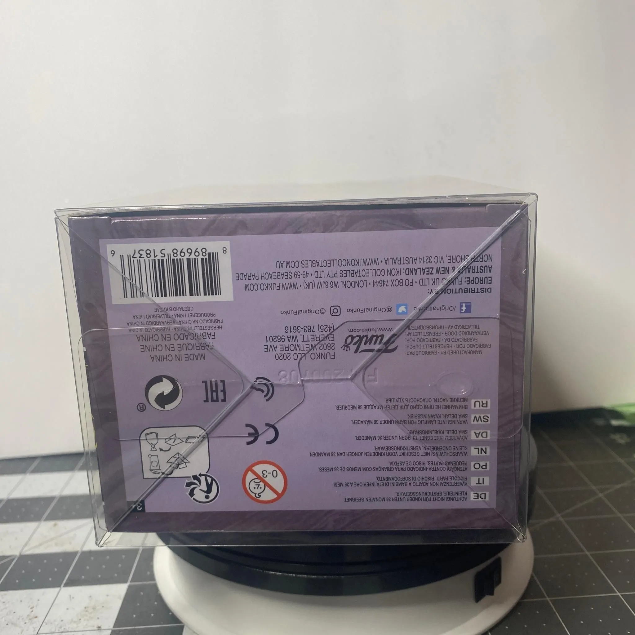 Listing Image Blurred Background