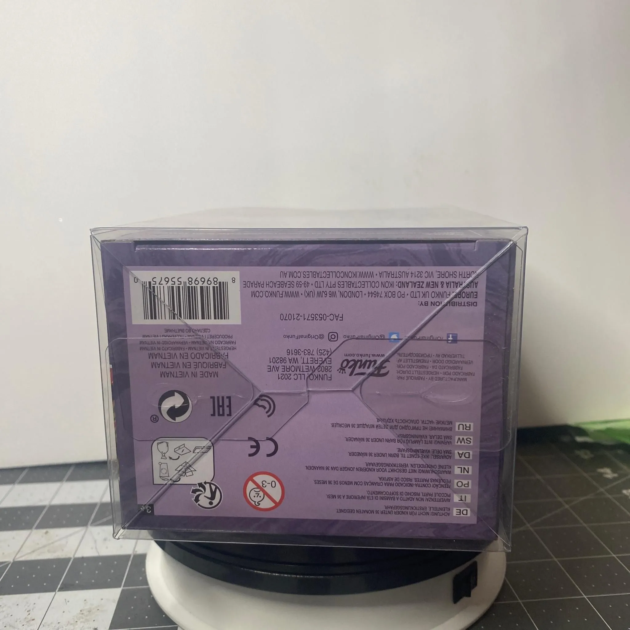 Listing Image Blurred Background