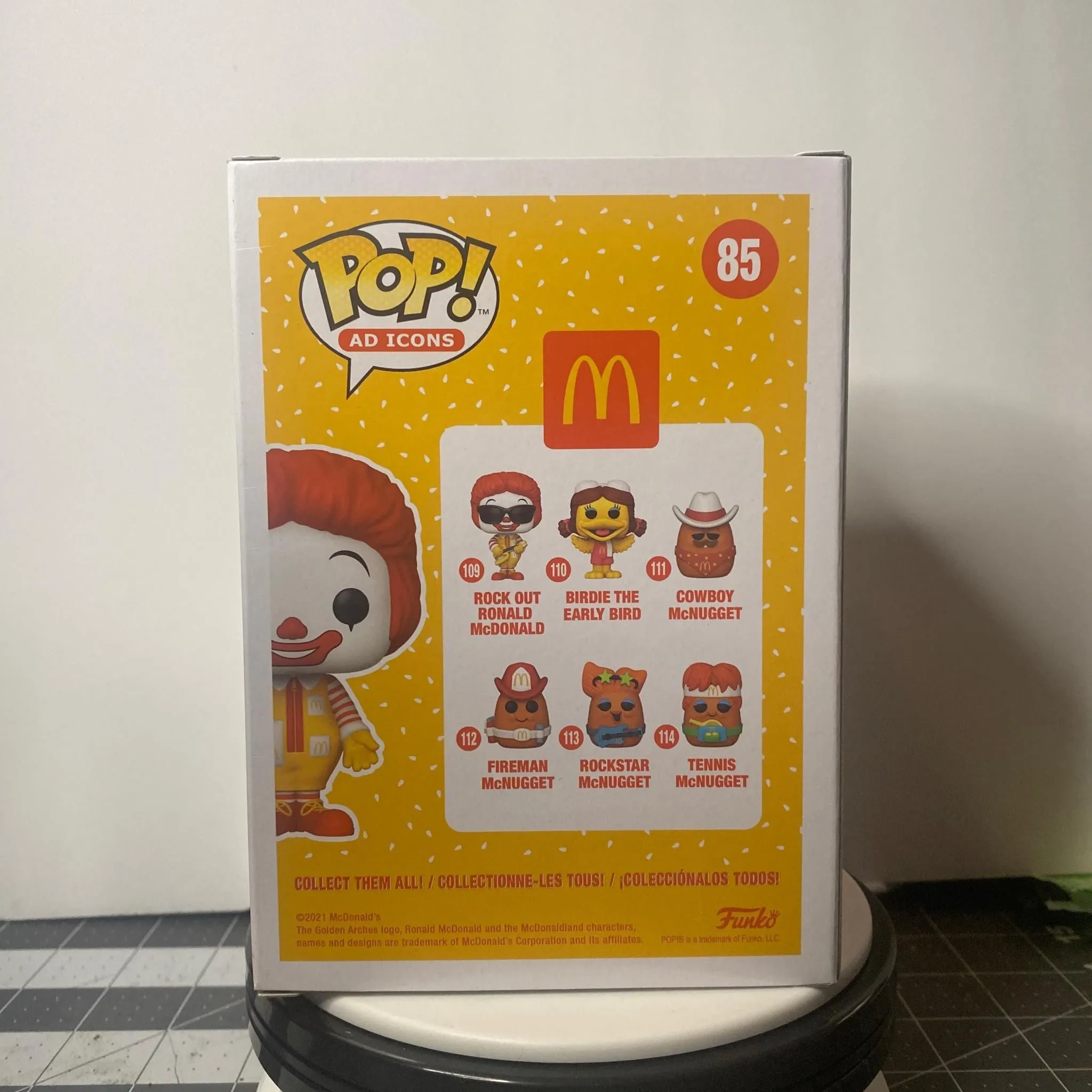 Listing Image Blurred Background
