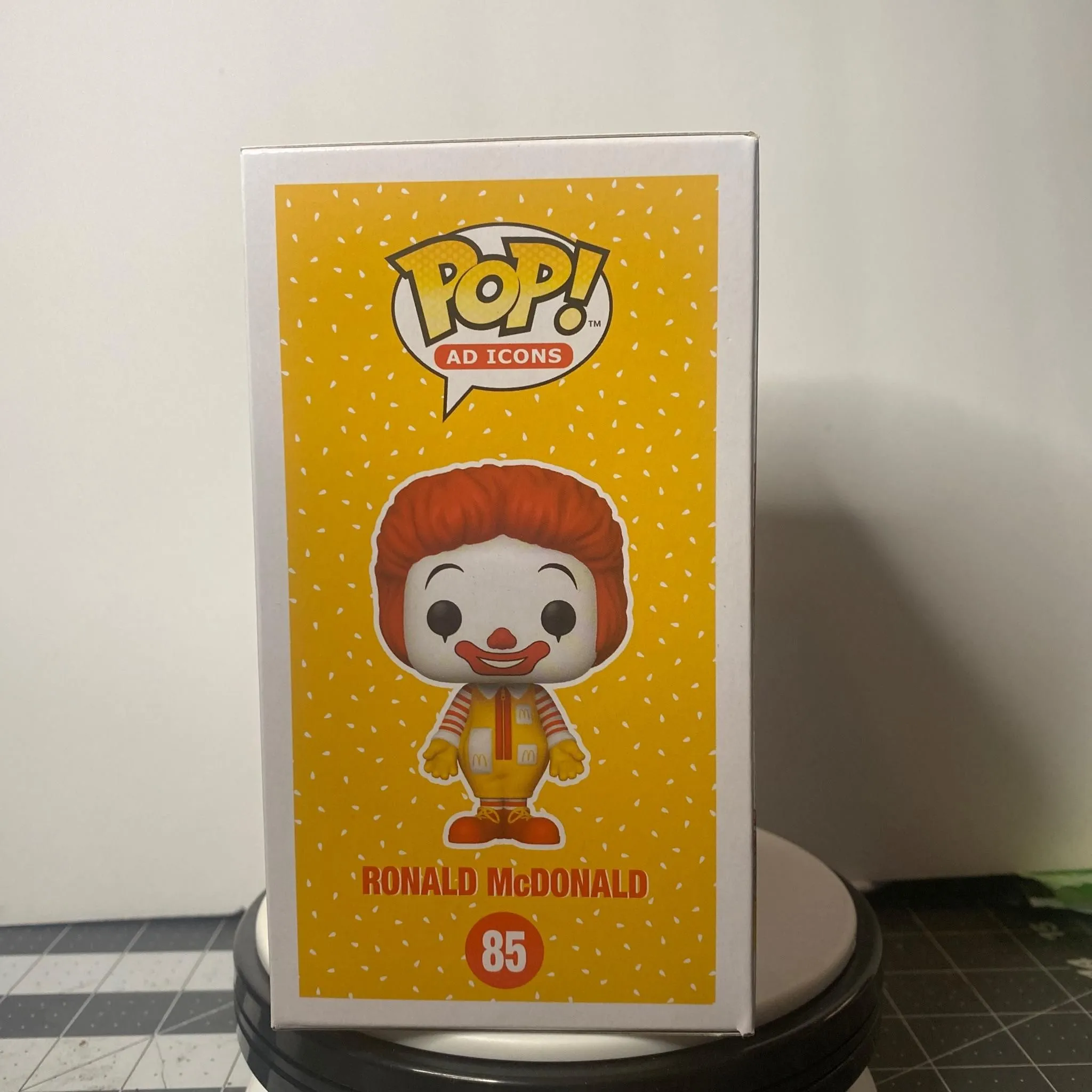 Listing Image Blurred Background