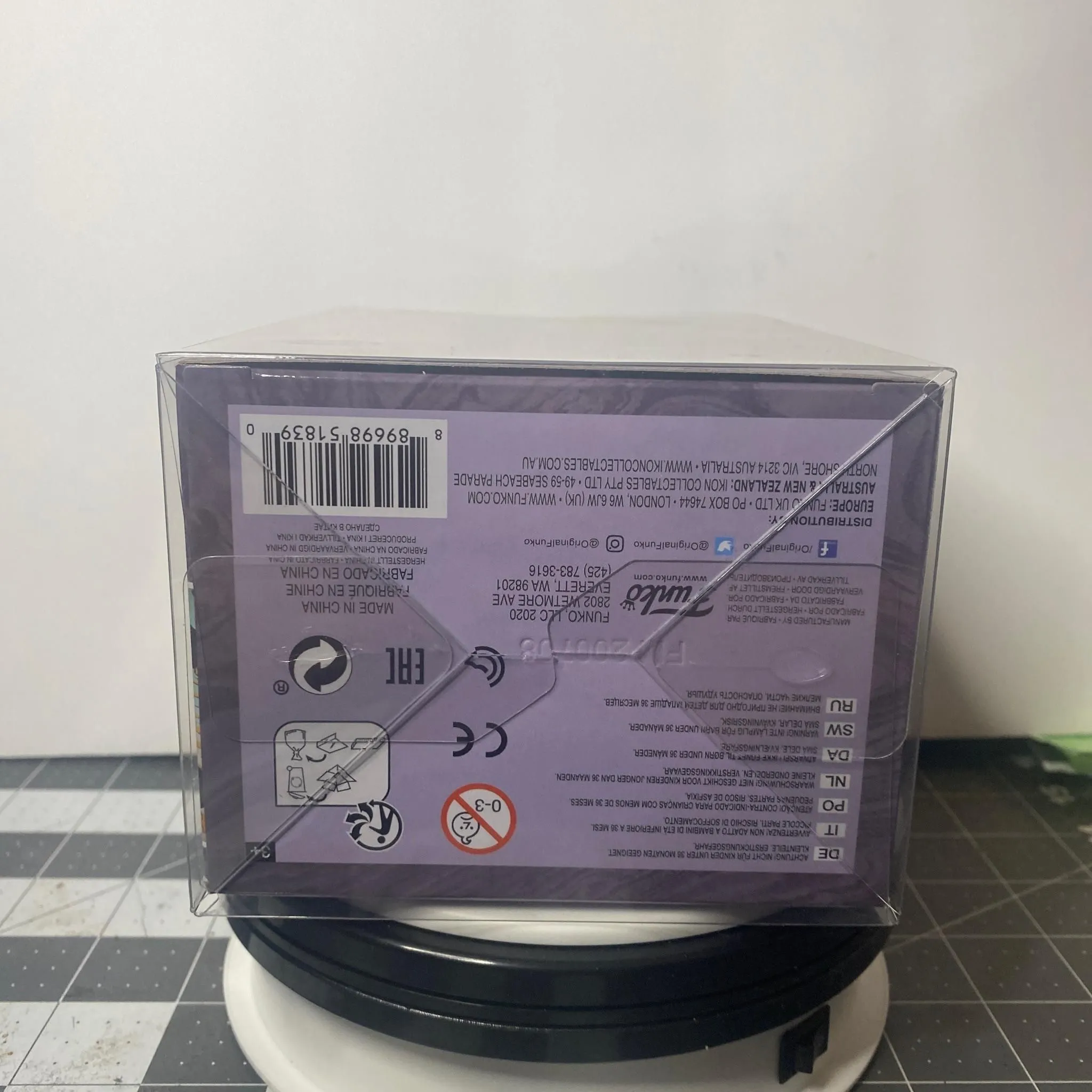 Listing Image Blurred Background
