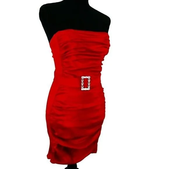 Product image for Gunne Sax Formal Party Dress Red Ruched Vintage Strapless Bodycon
