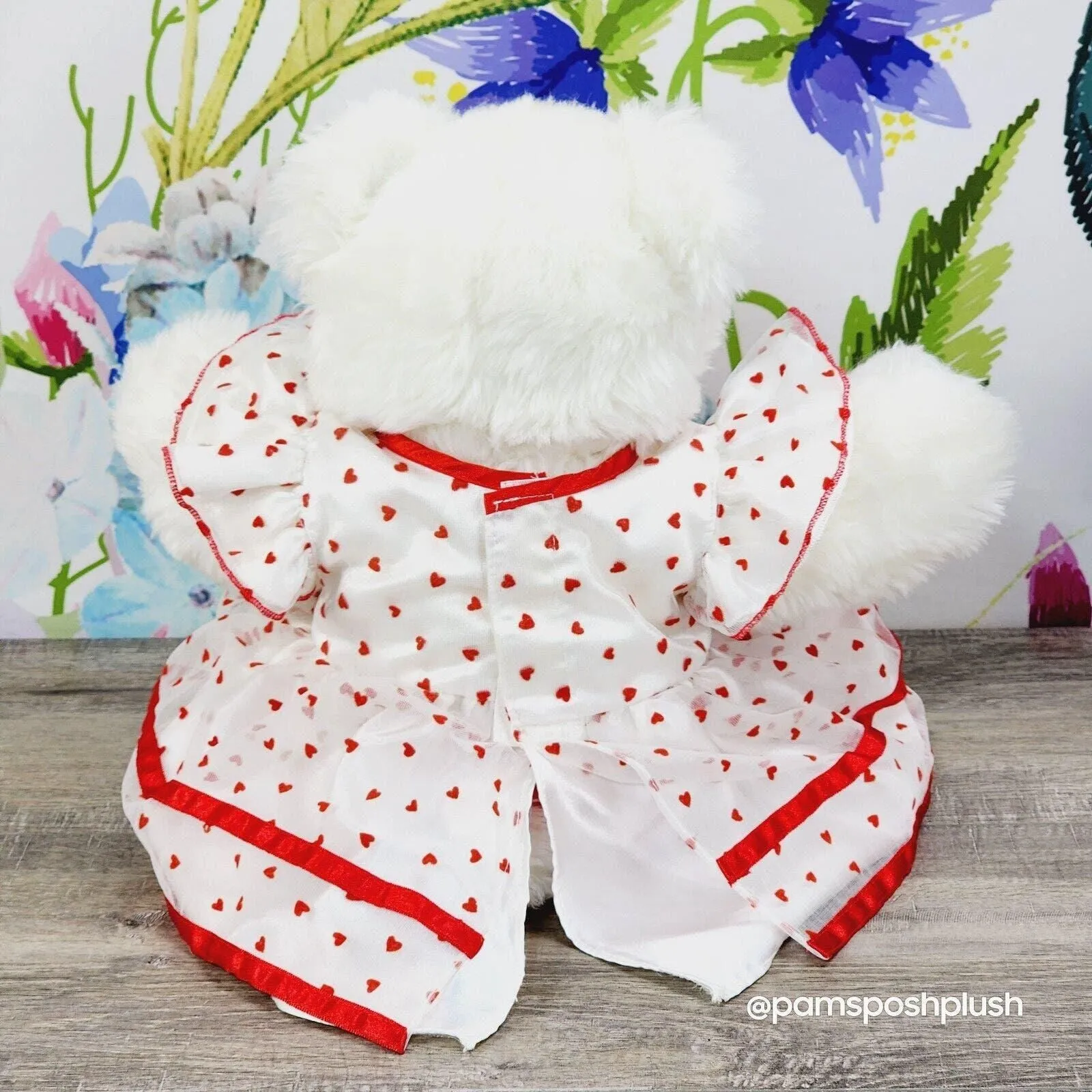 Listing Image Blurred Background