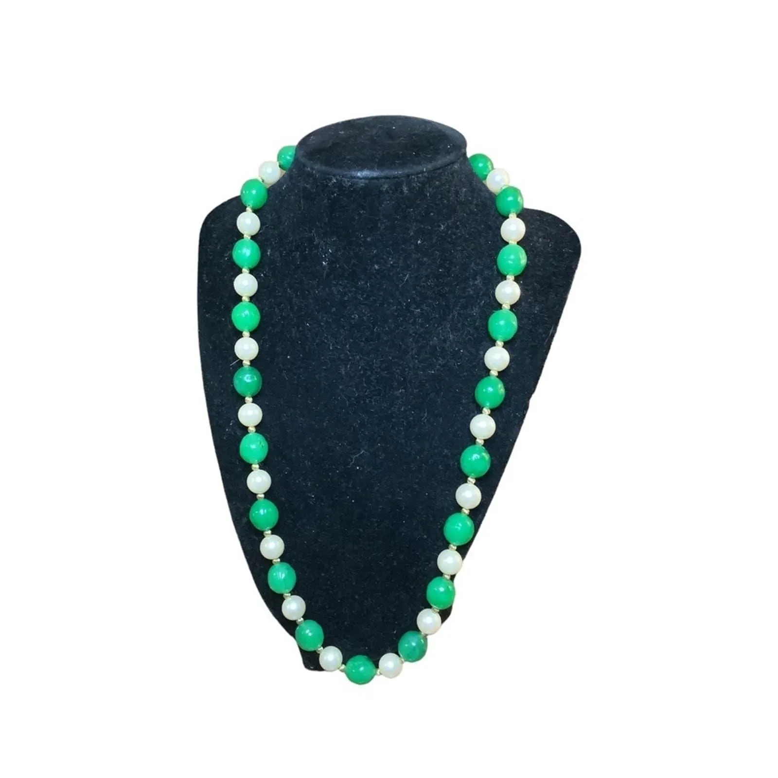 Product image for Vintage 60’s Beaded Necklace 21”