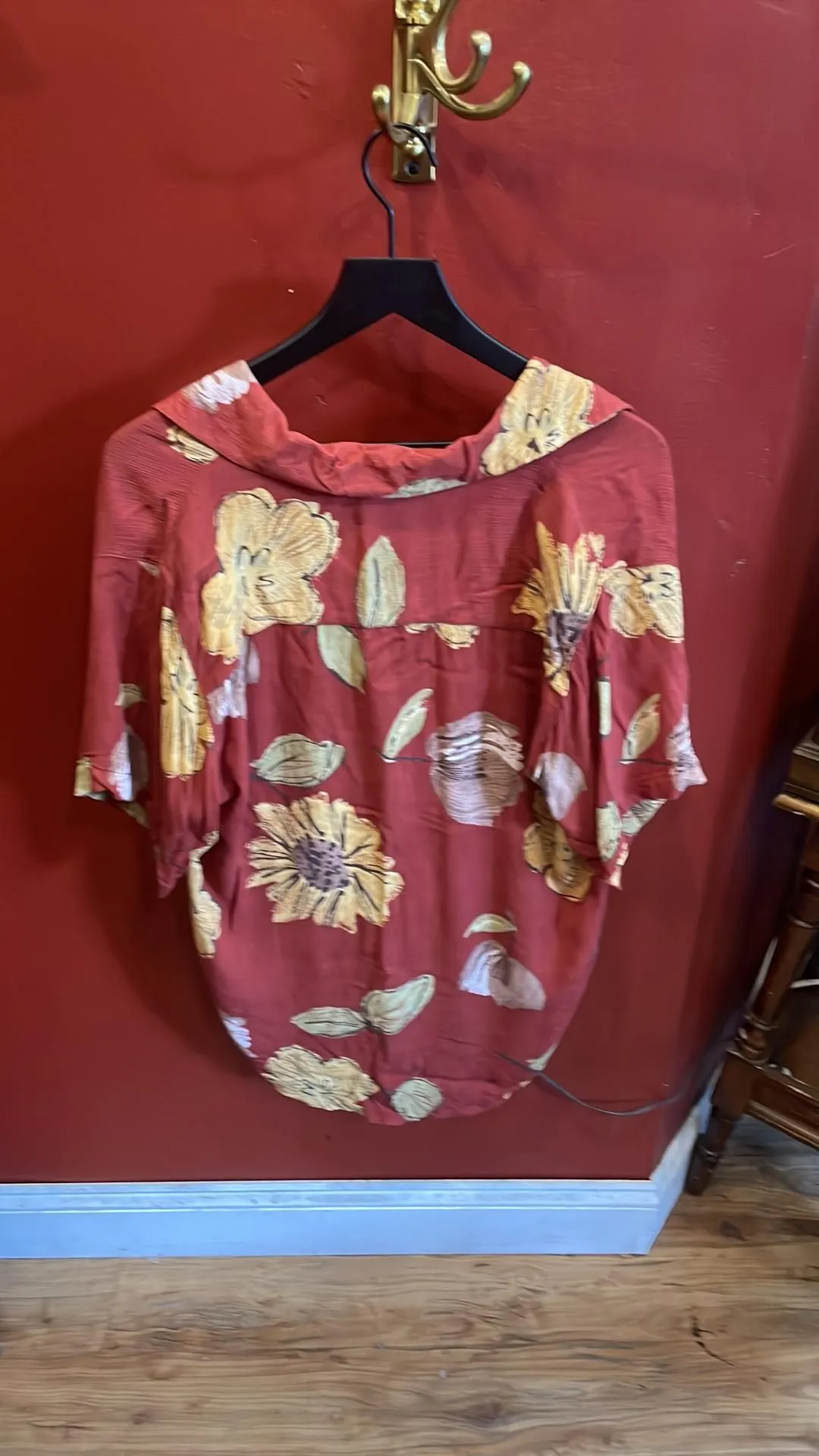 Listing Image Blurred Background