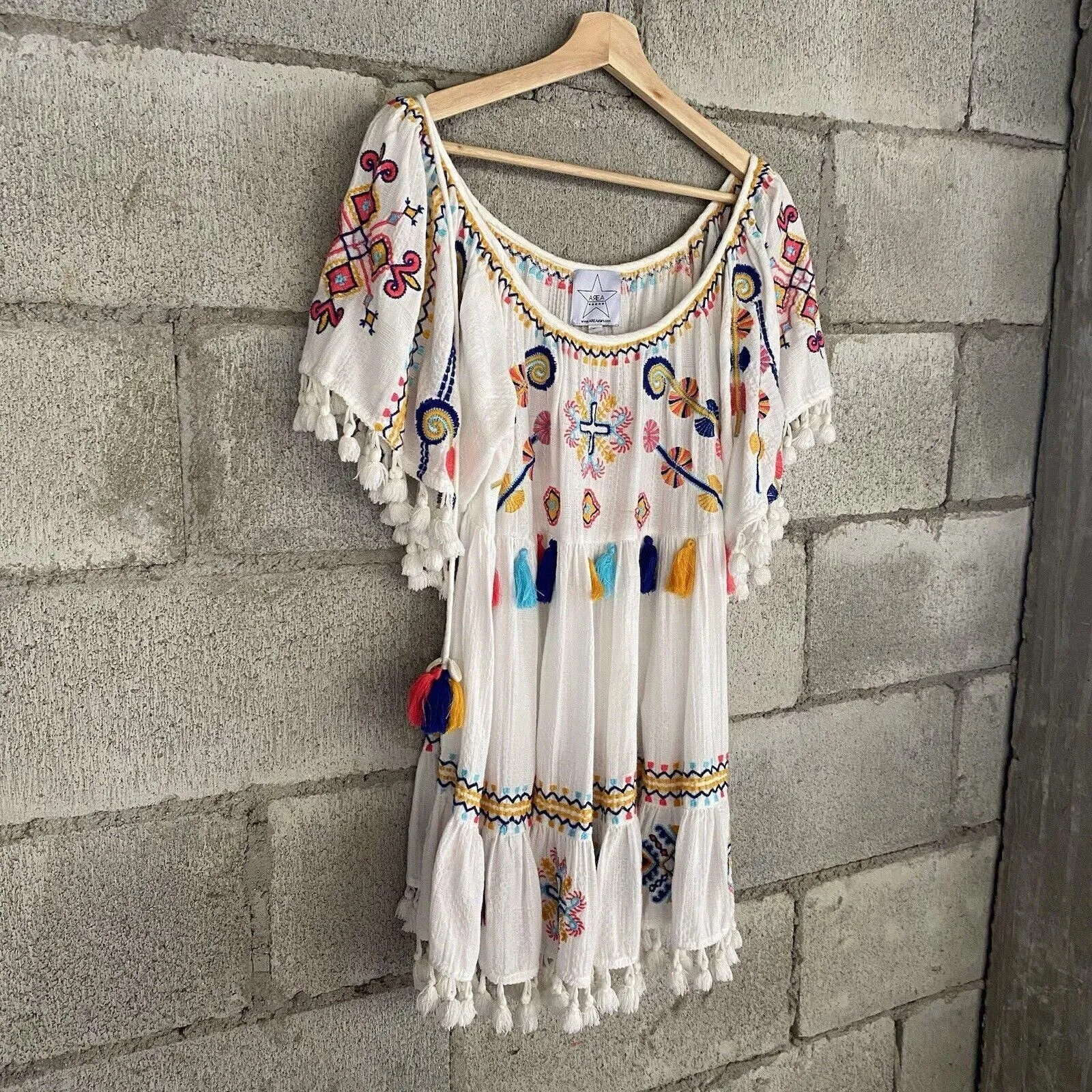 Product image for Area Stars Shirt Women Small White Embroidered Top Tassel Fridge Aztec Boho