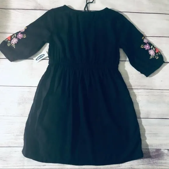 Old Navy Girls Black Dress Size XS (5)  Whatnot: Shop, Sell, Connect
