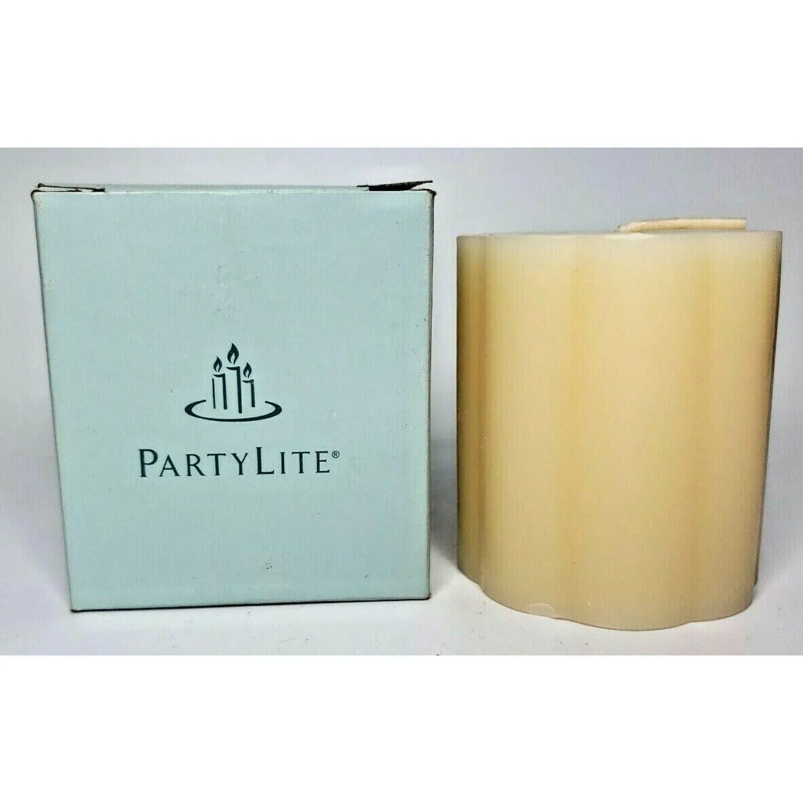 Product image for PartyLite 3 x 3 Porch Lemonade Scalloped Pillar Candle New in Box P2F/C03174