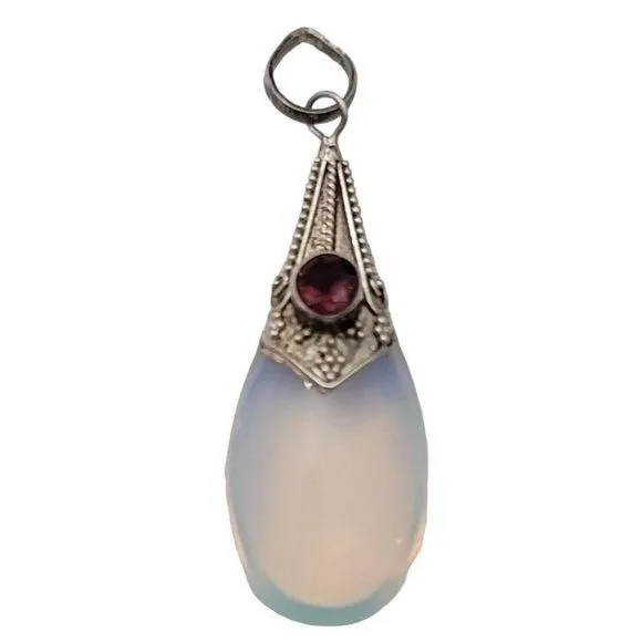 Product image for Sterling Silver Tear Drop Glass Opalesque Garnet Pendant E594