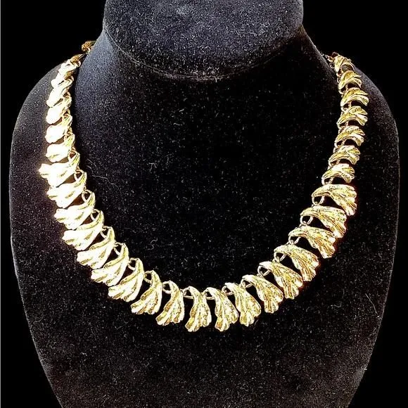 Product image for Vintage 1980’s Gold Leaf Collar Statement Necklace